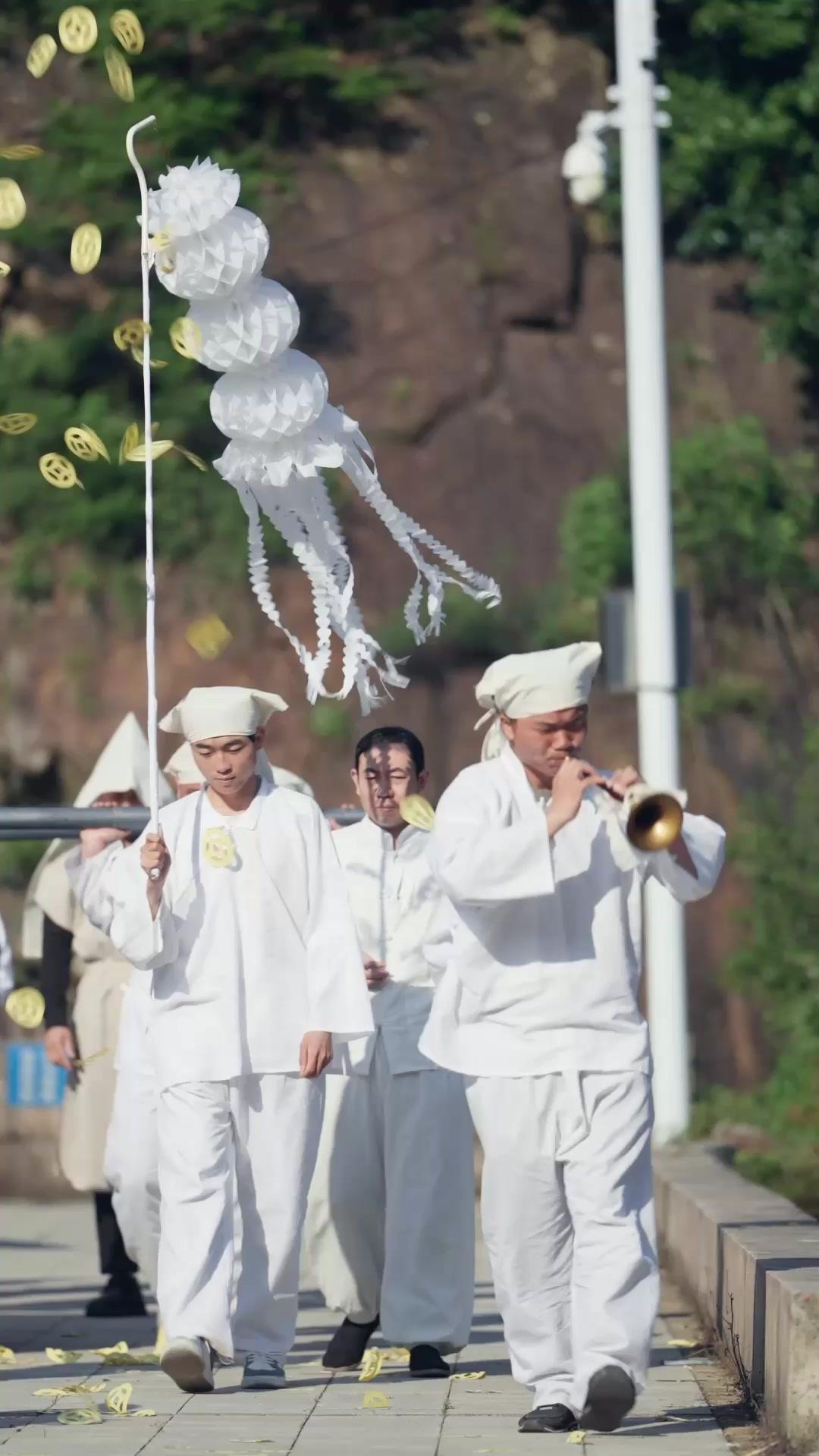 Pengantin & Pengebumian