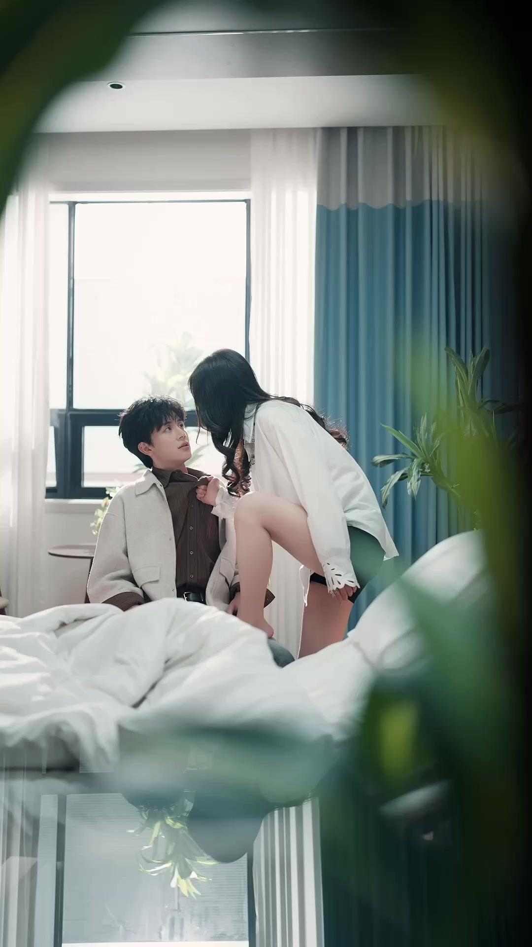 江少別鬧，慕老師很會打