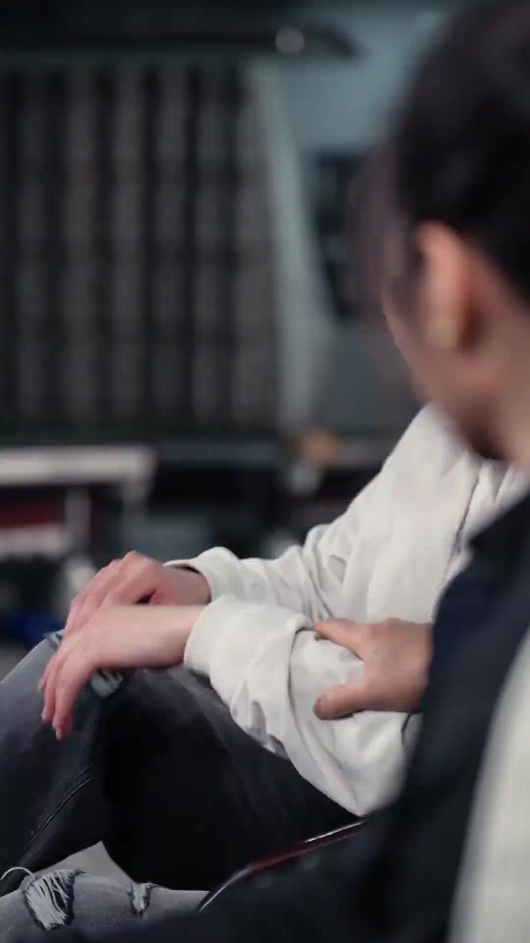 (Dubbed)Cue the Champion