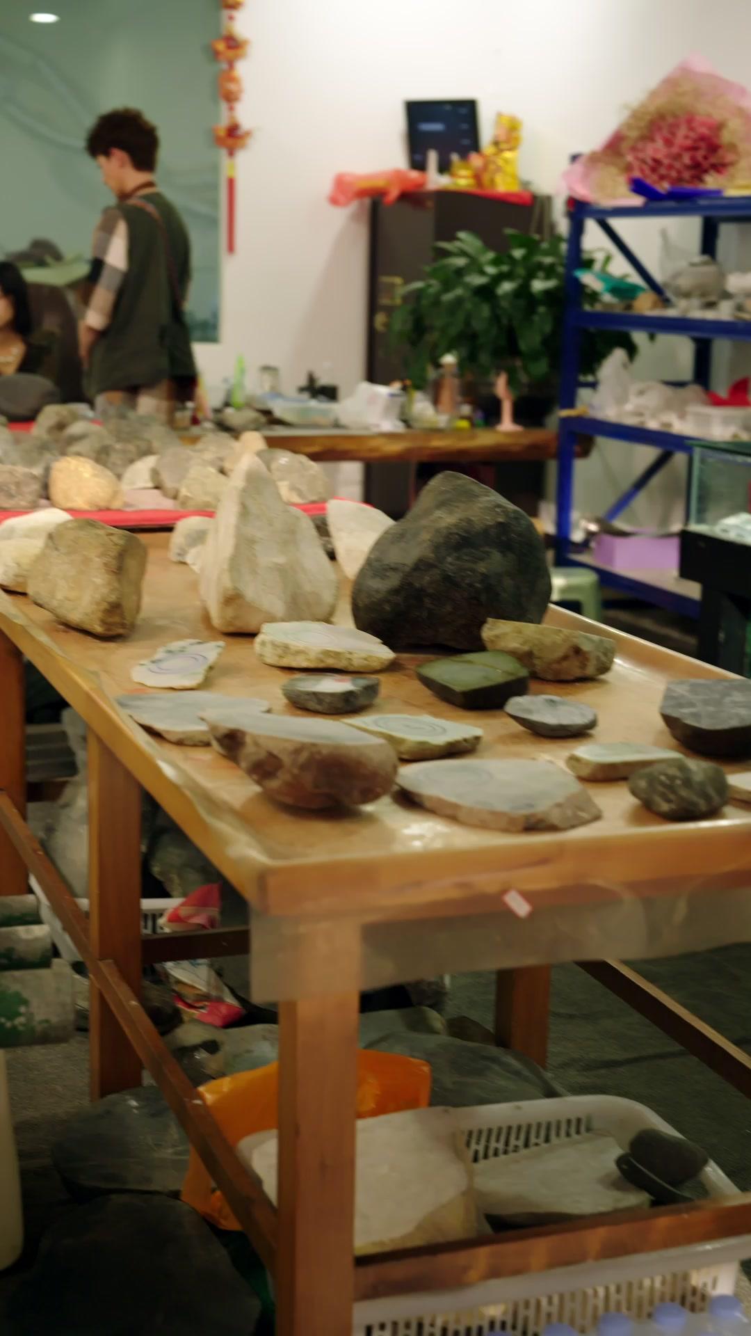 Jade Bet: The Deadly Gamble