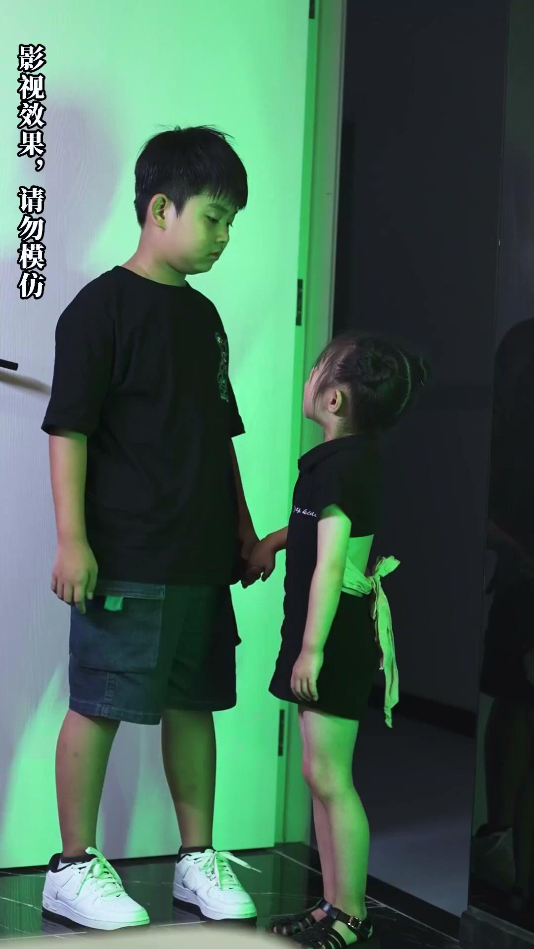 The Heiress and the Cold Billionaire