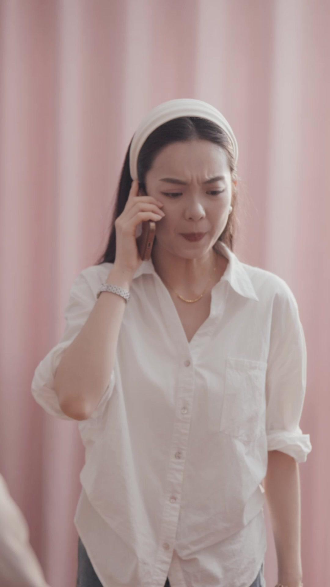 假鬼假怪踢鐵板