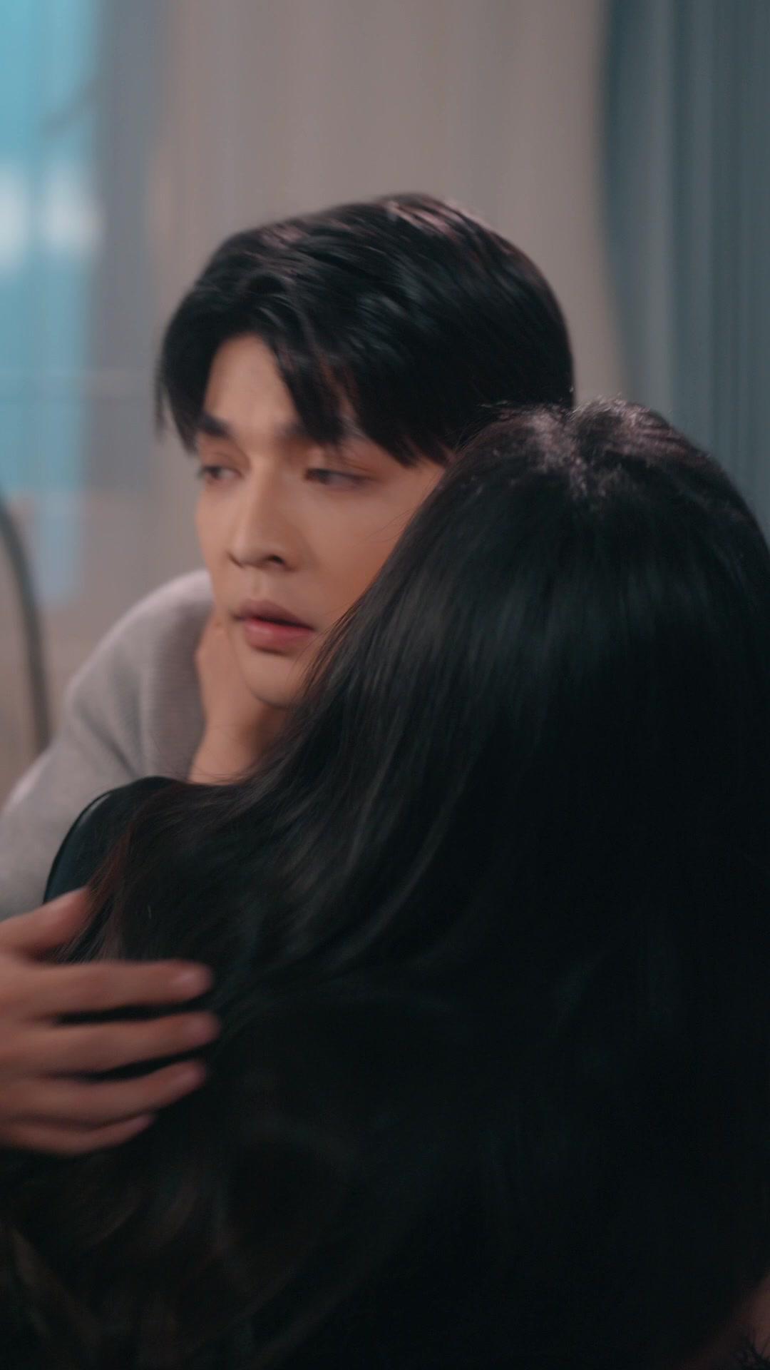 His Amnesia Made Me Queen