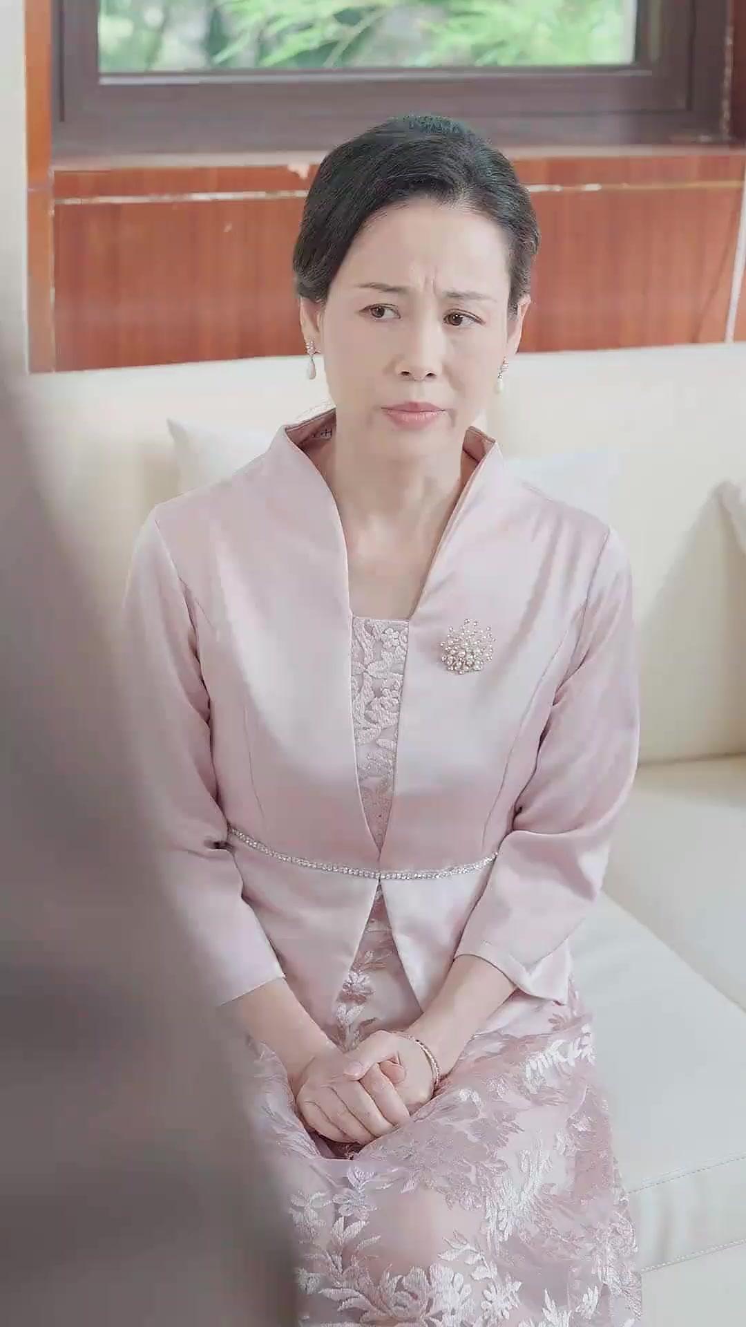 (Sulih suara)Cinta berubah menjadi benci