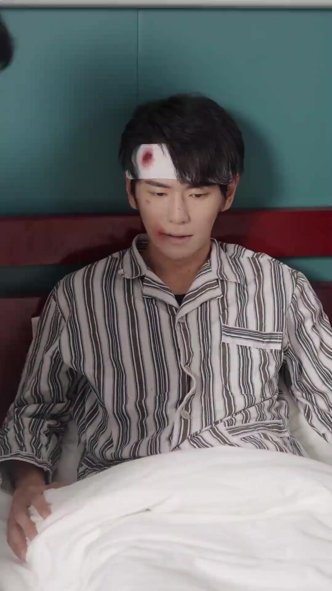 (مدبلج) زهرة الوهم في المرآة