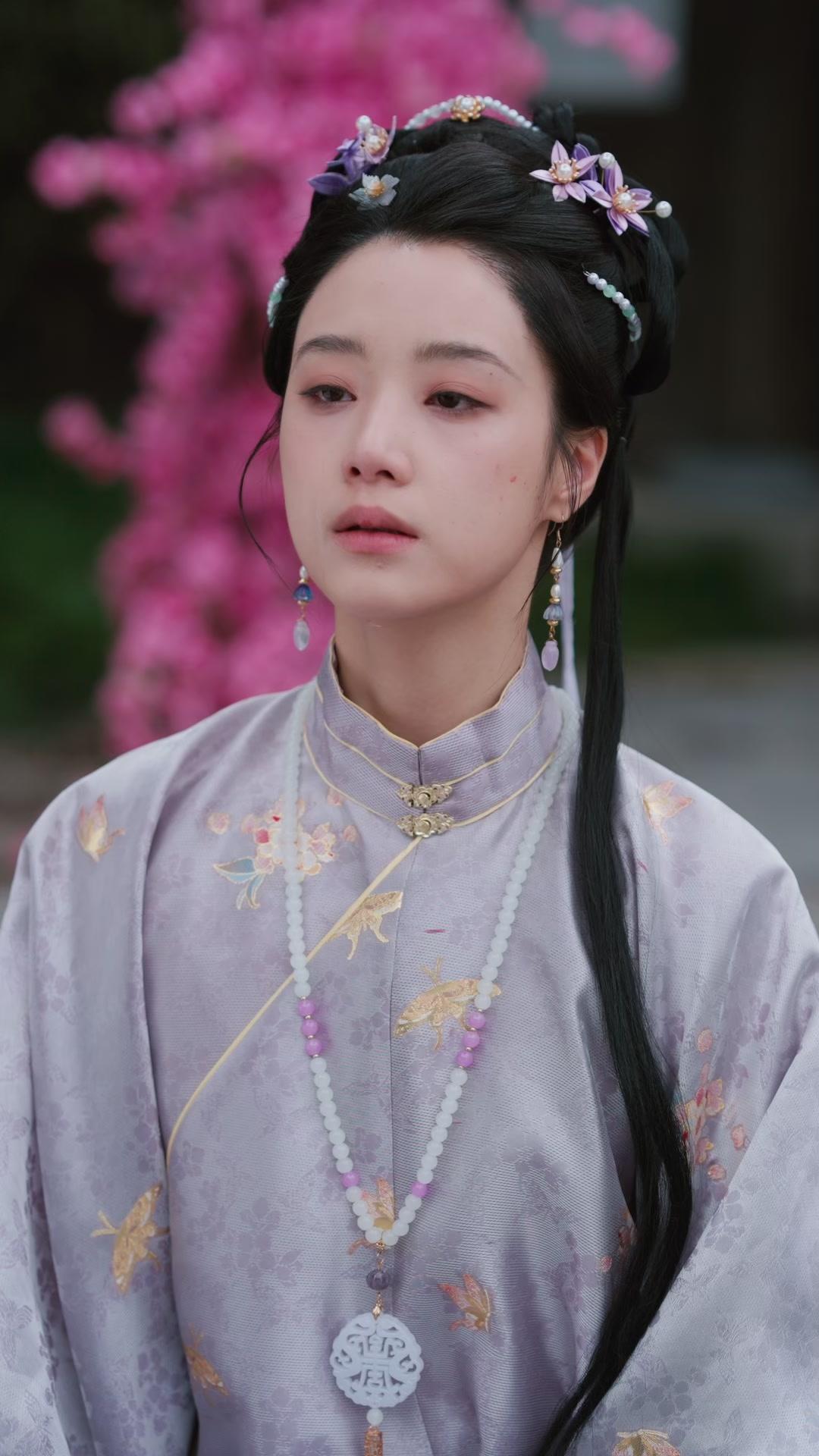 逃婚？王爺懷裡躲！