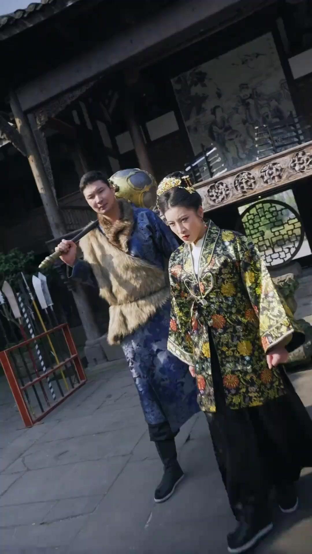 Phong Trần Bán Tửu