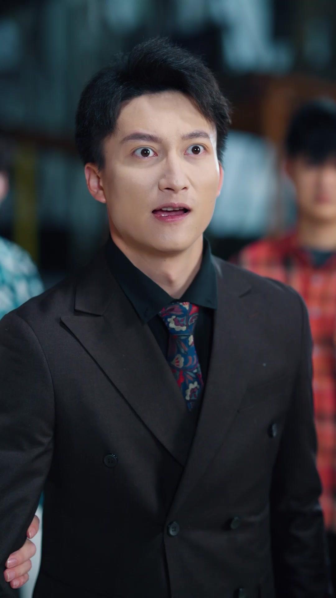 低調回歸？掀翻你家！