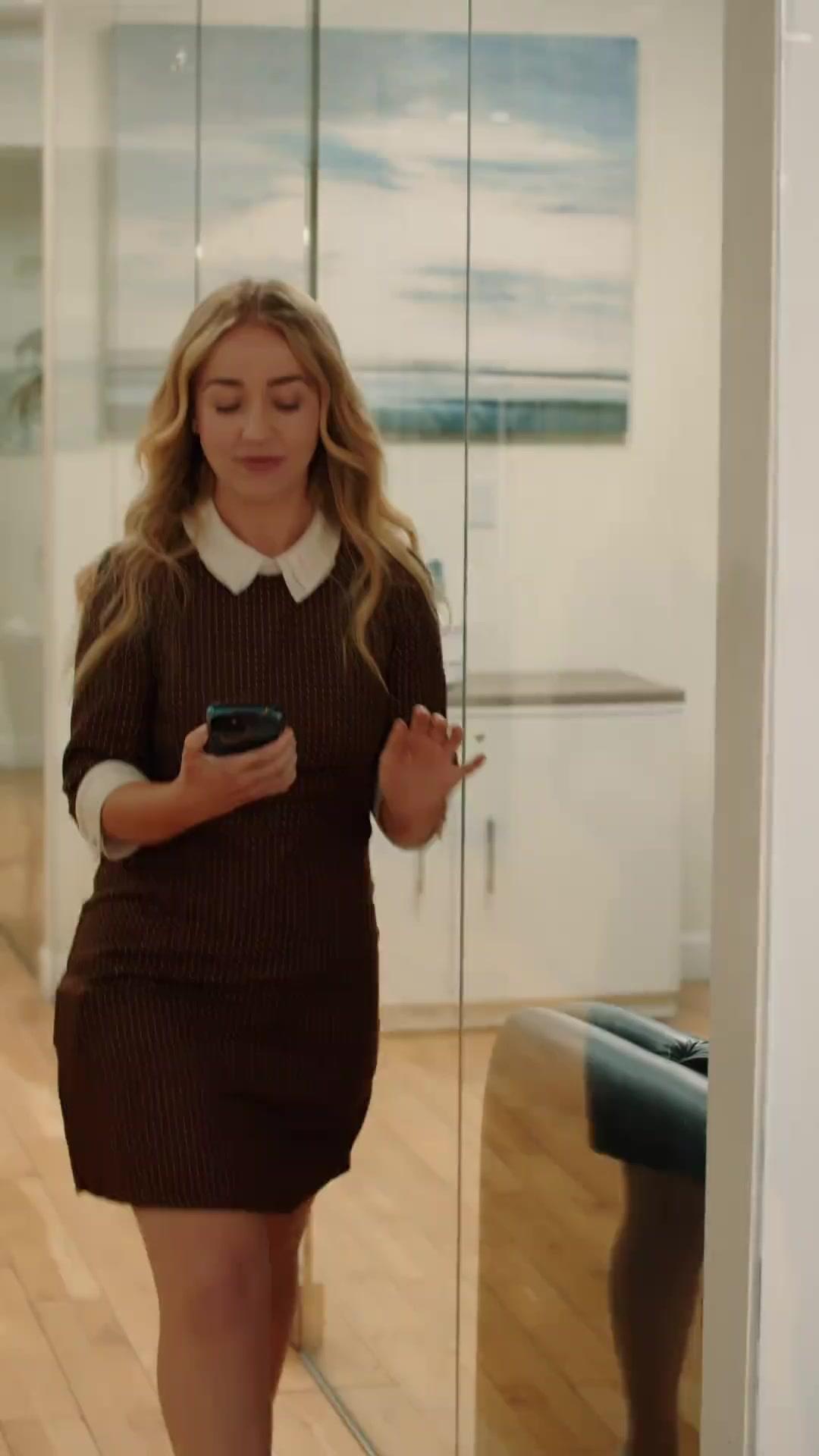 Di Matanya, Hanya Ada Aku