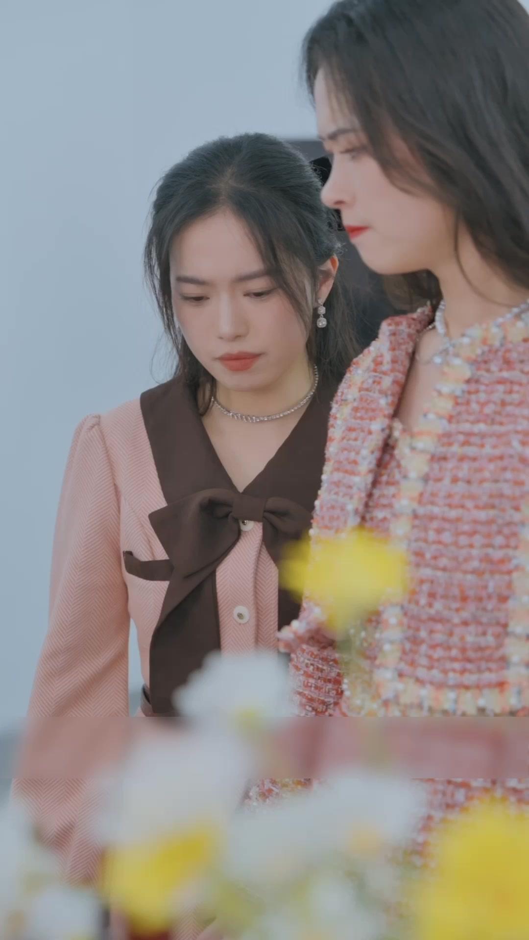 Istri Bos Bosan, Mulai Kerja Hari Ini