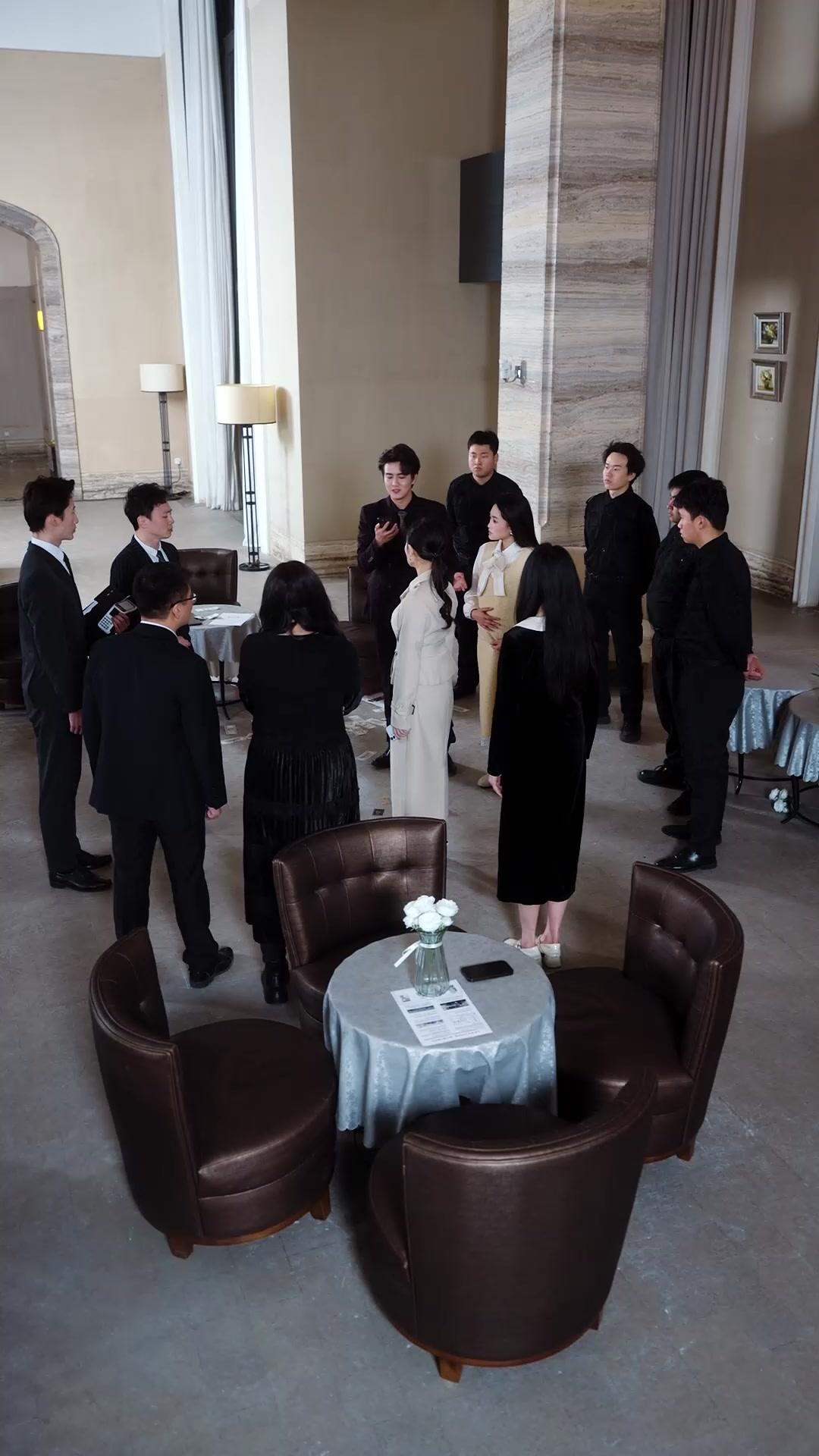 餘愛化烬不回首