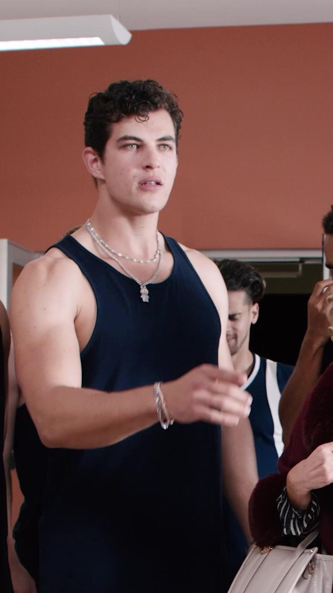 Terk Edilmiş Basketbol Tanrısı