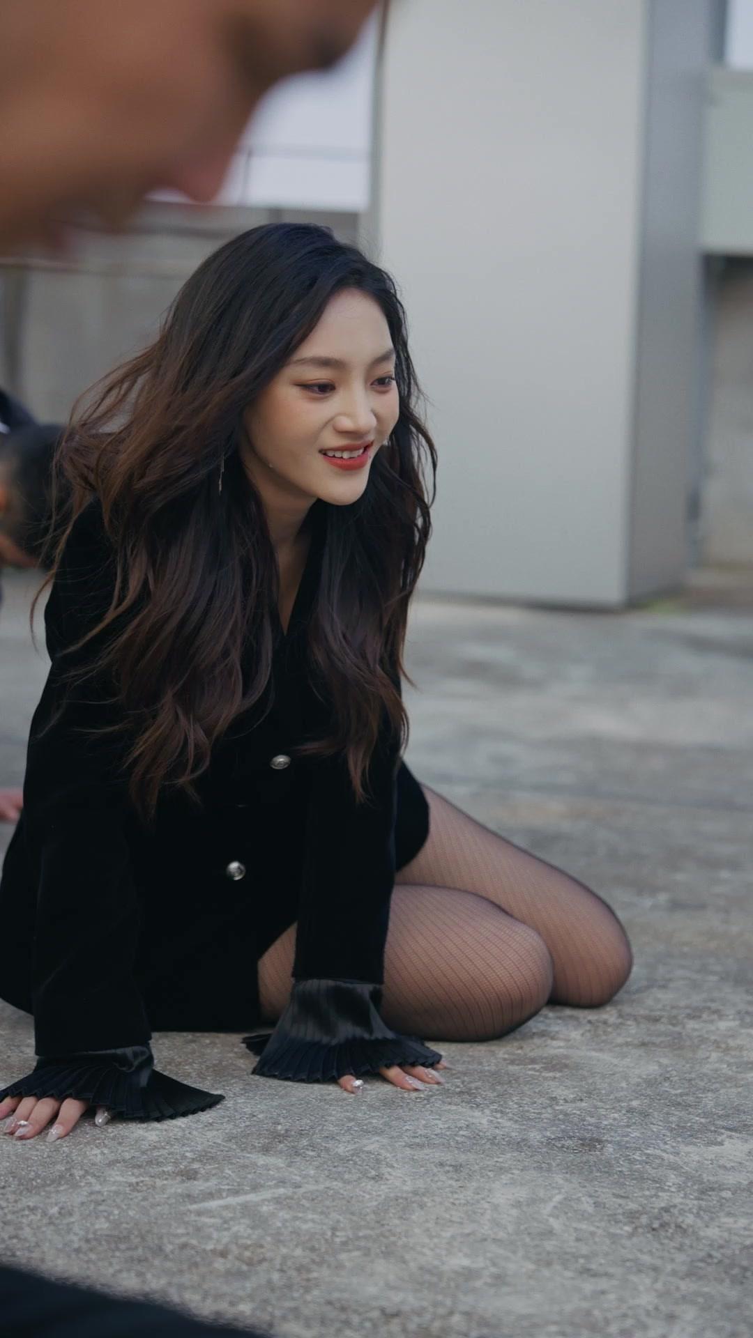 Stolen Face, Stolen Life