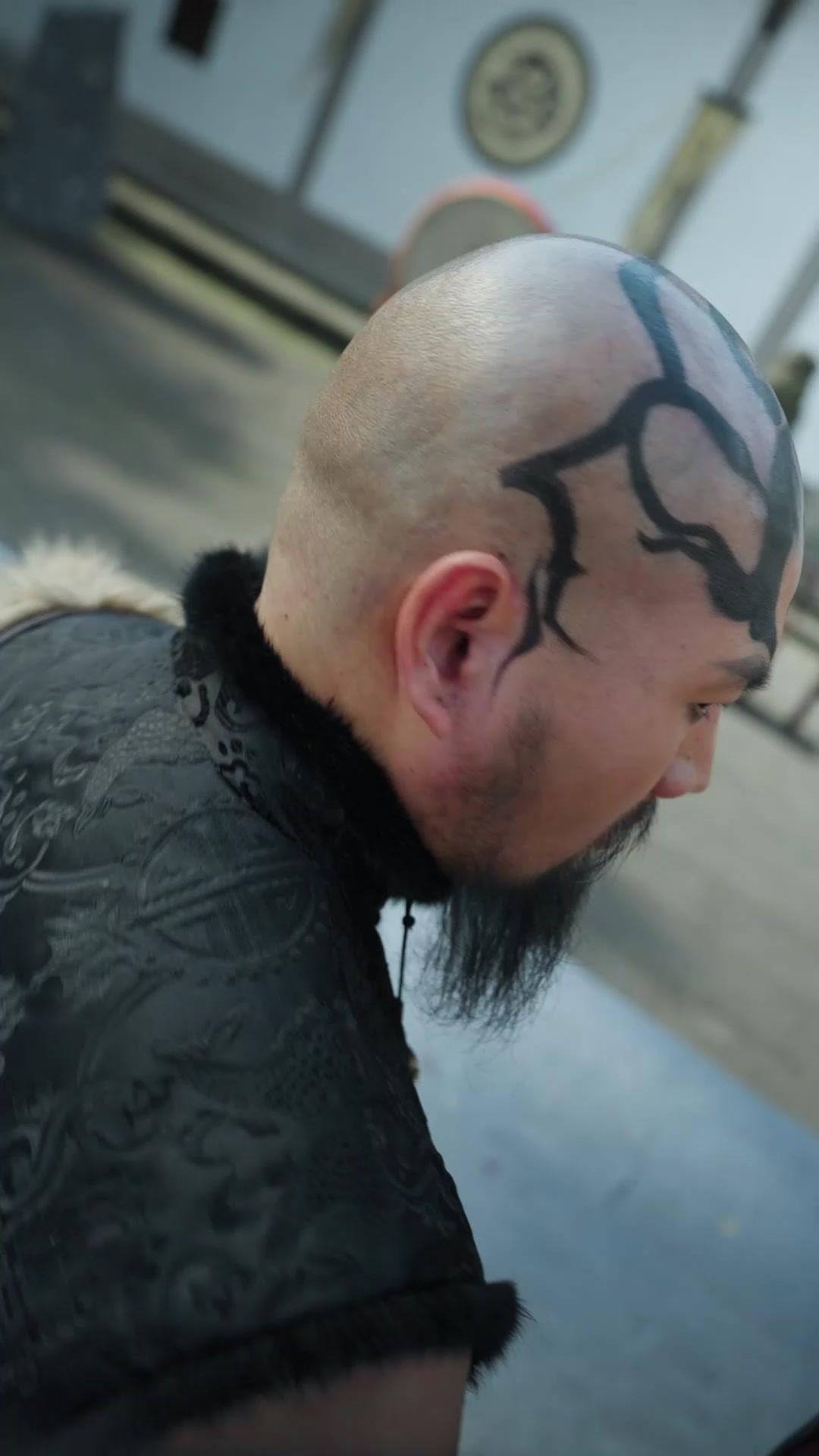 My Trash Fiancé's the CHOSEN?