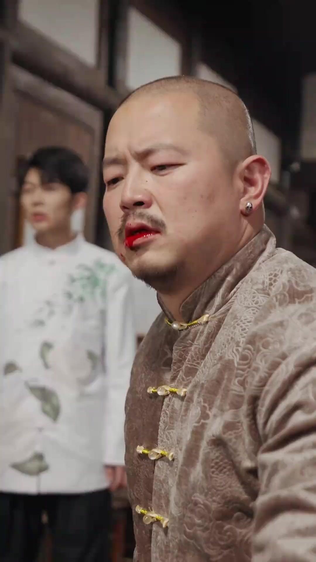 (Doblado)Ascenso del proscrito