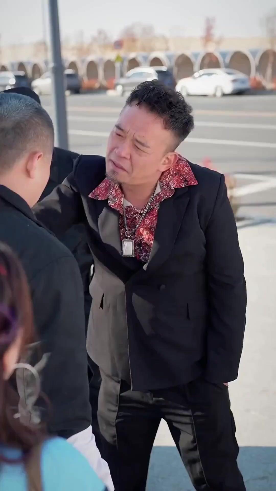 (مدبلج) أسطورة التنين العائد