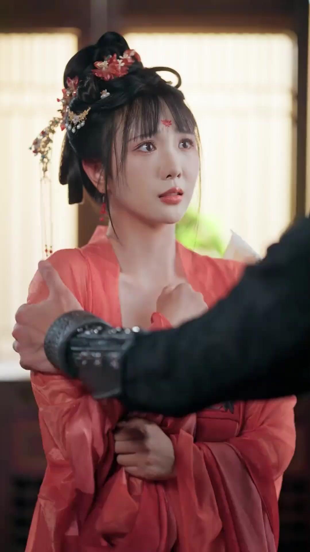 (พากย์เสียง) ทรายแผดเผาหัวใจ