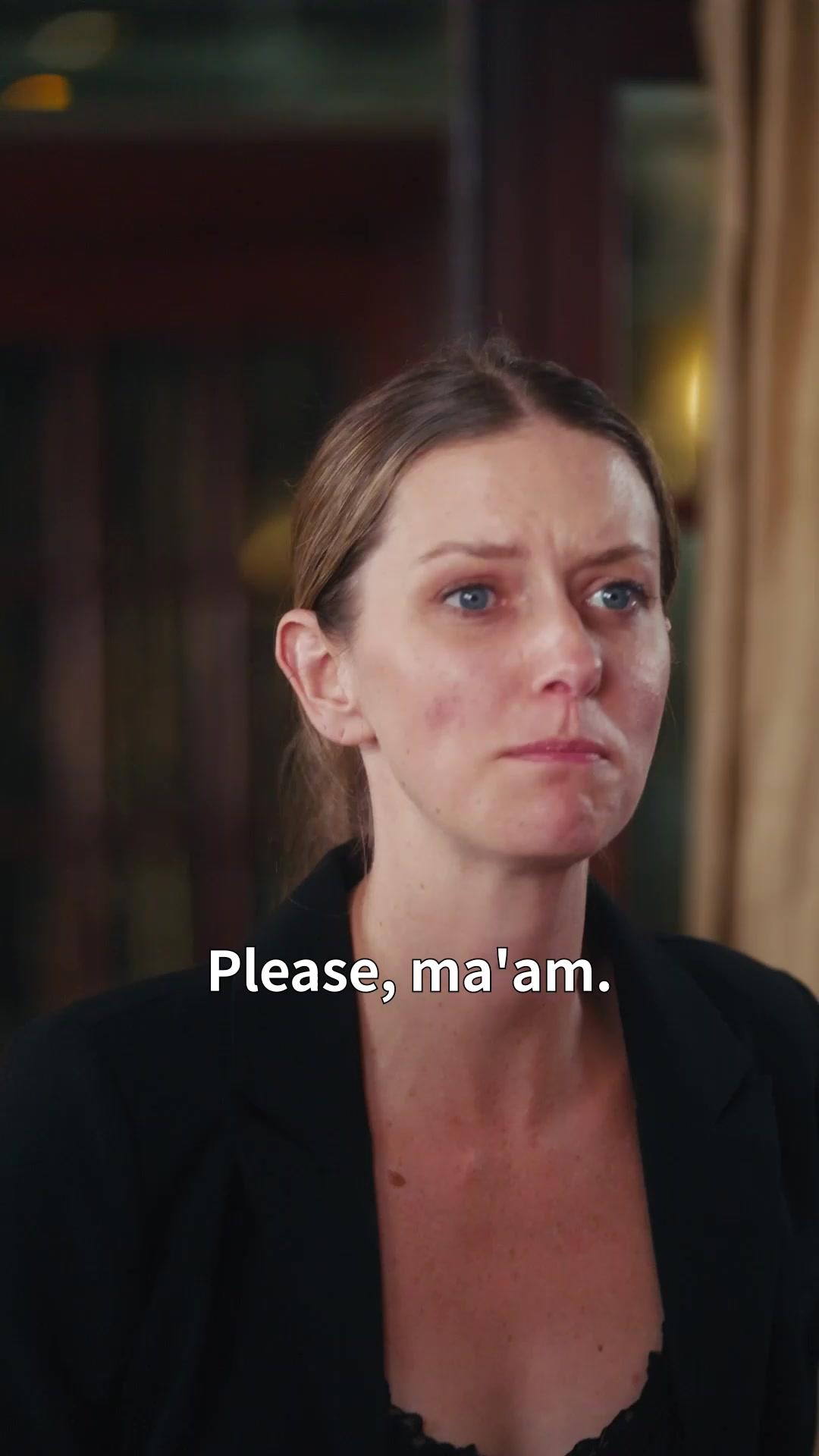 After Switched Fiancé, I Married a Mafia Boss