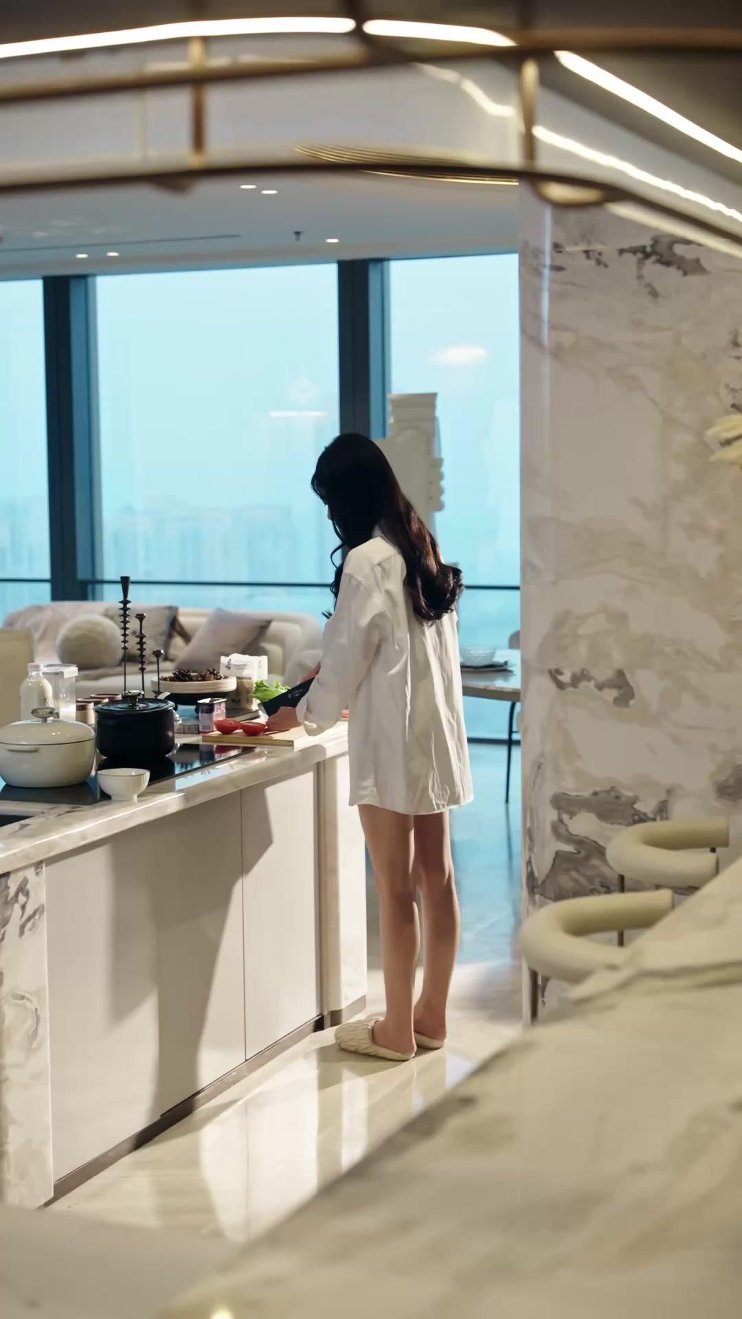 很晚遇見你，餘生都是你