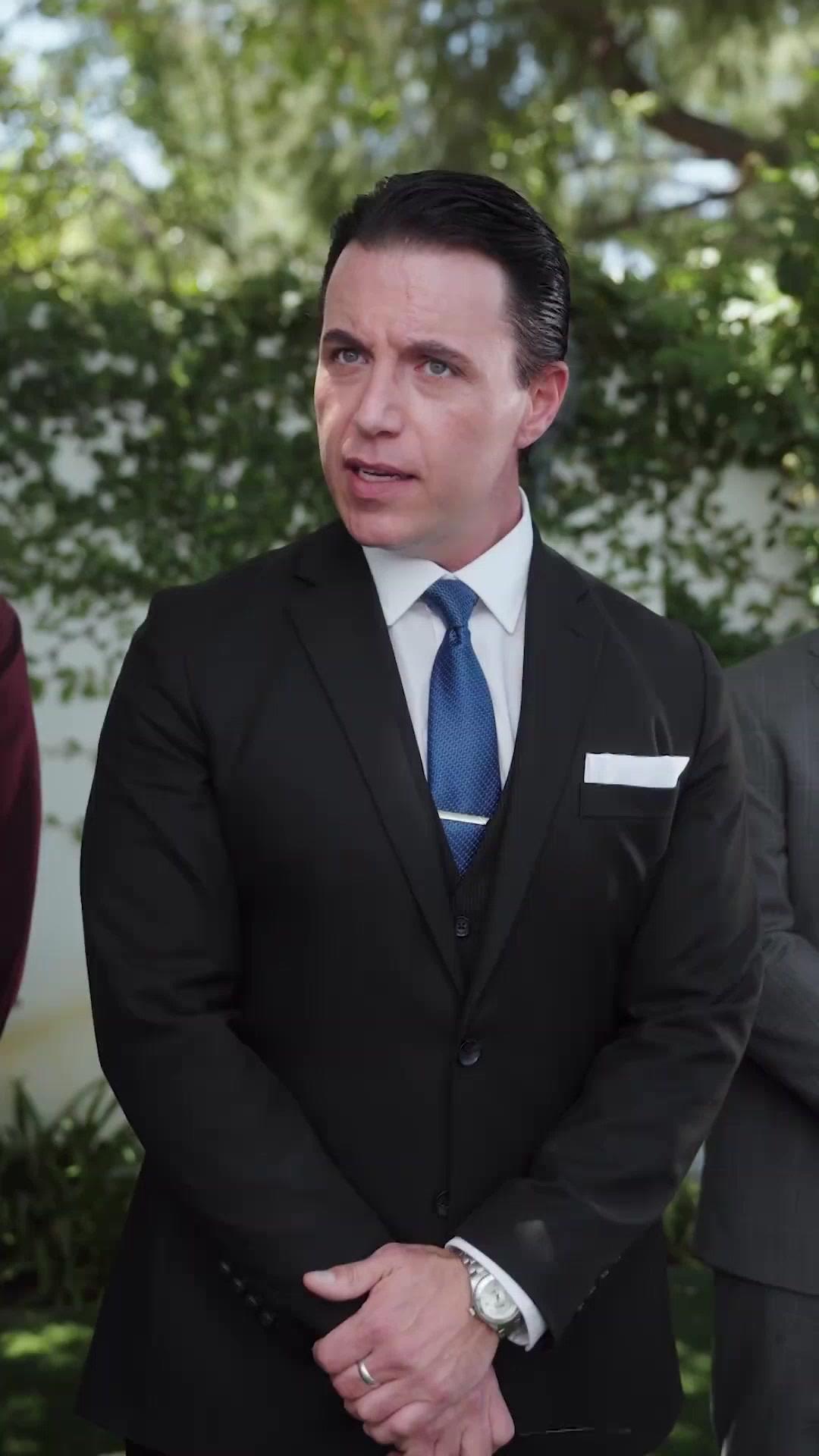 (Doublage)CHOUCHOUTÉE PAR SES CINQ ONCLES