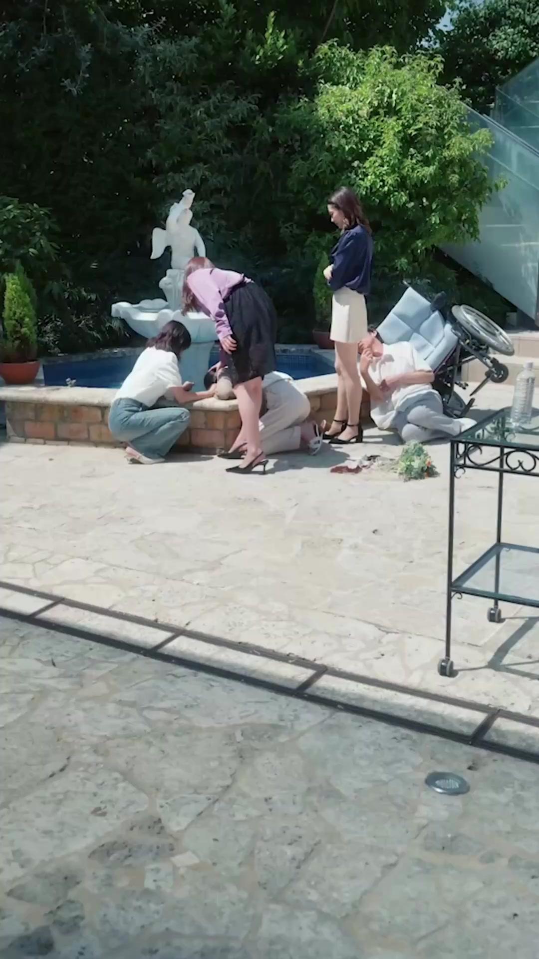 （더빙）재벌 부모를 건드리지 마!