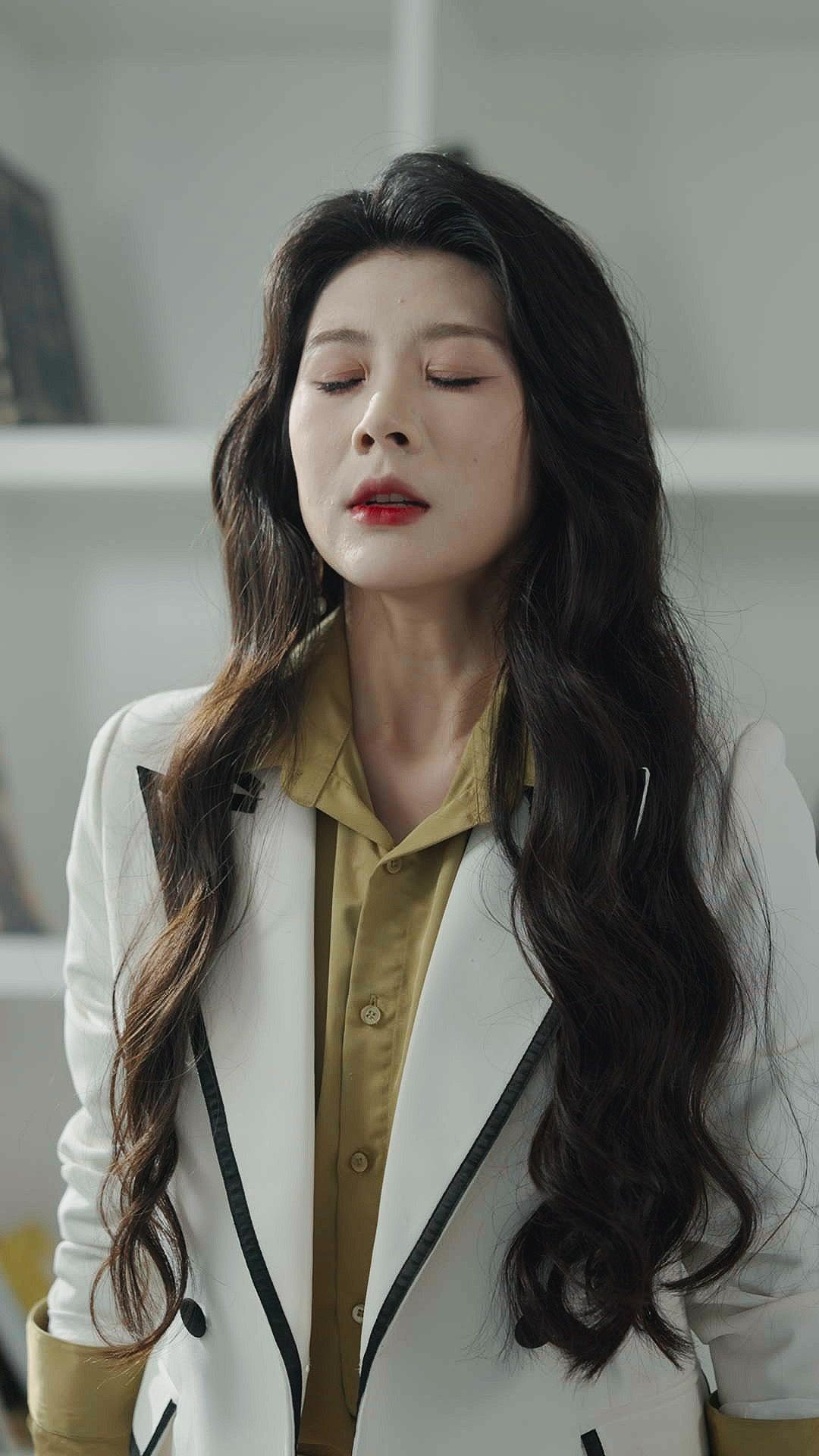 Cinta Retak Tak Sempurna