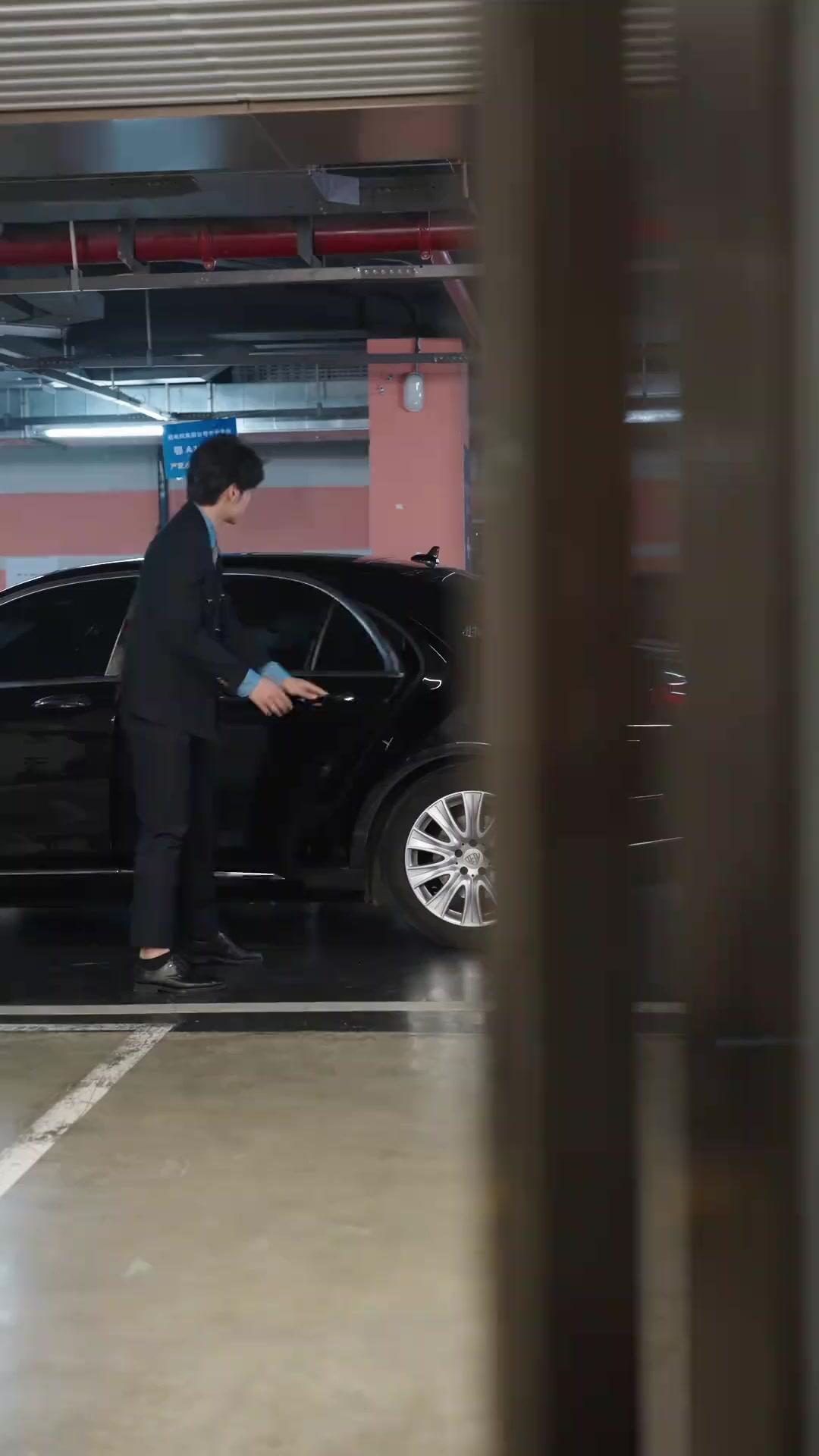 차가운 대표님과 꼬마 보디가드