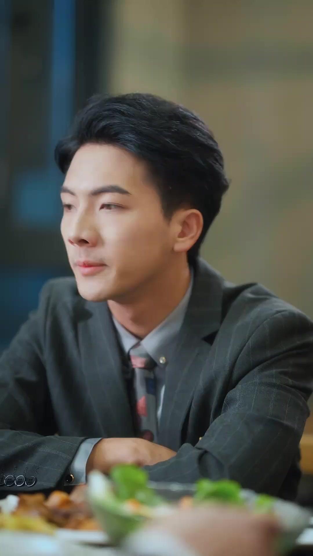 Vende marido, despegó la vida