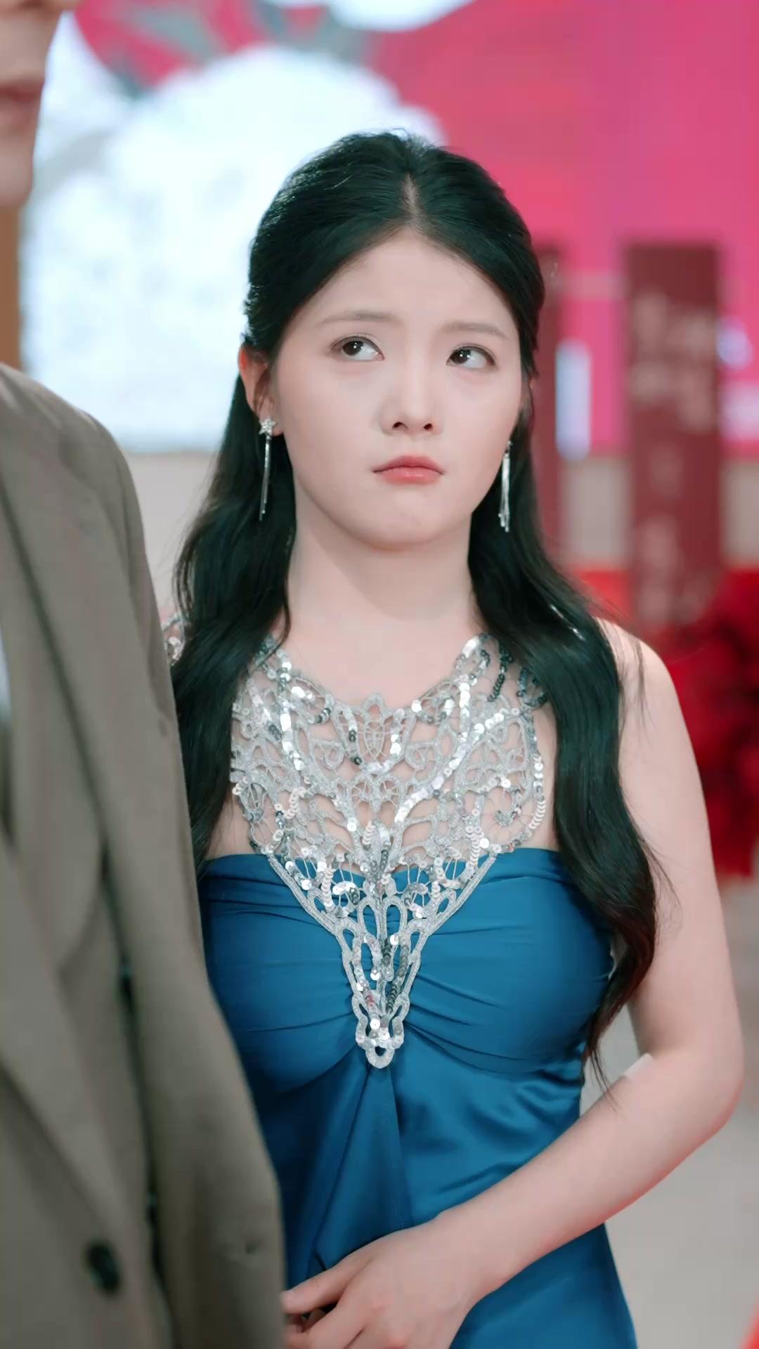 Gả Cho Kẻ Thù Của Anh