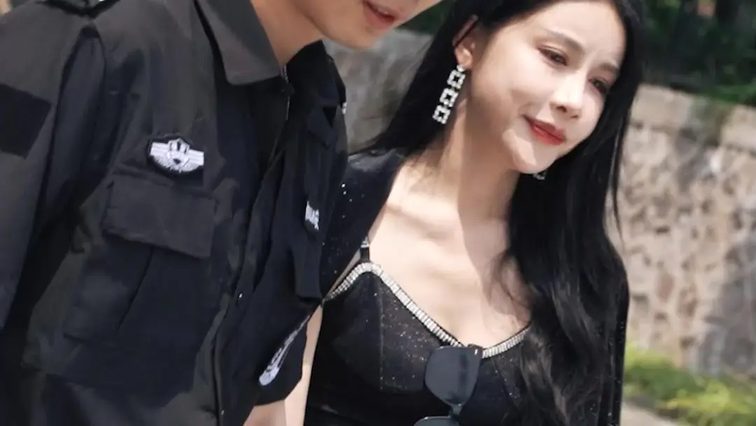 Legend of a Security Guard: When the Uniform Becomes a Mirror