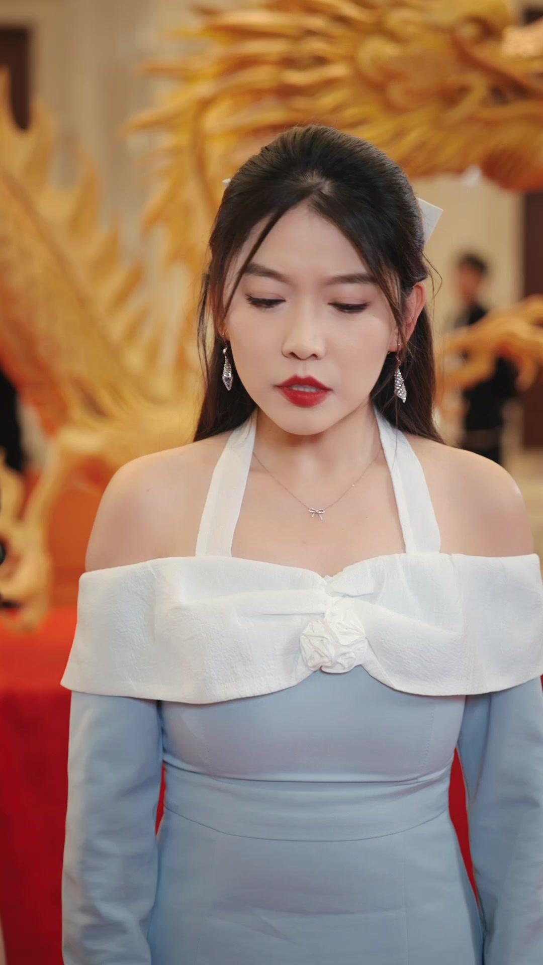 Ultimate Comeback: Bow to Your Dragon King!