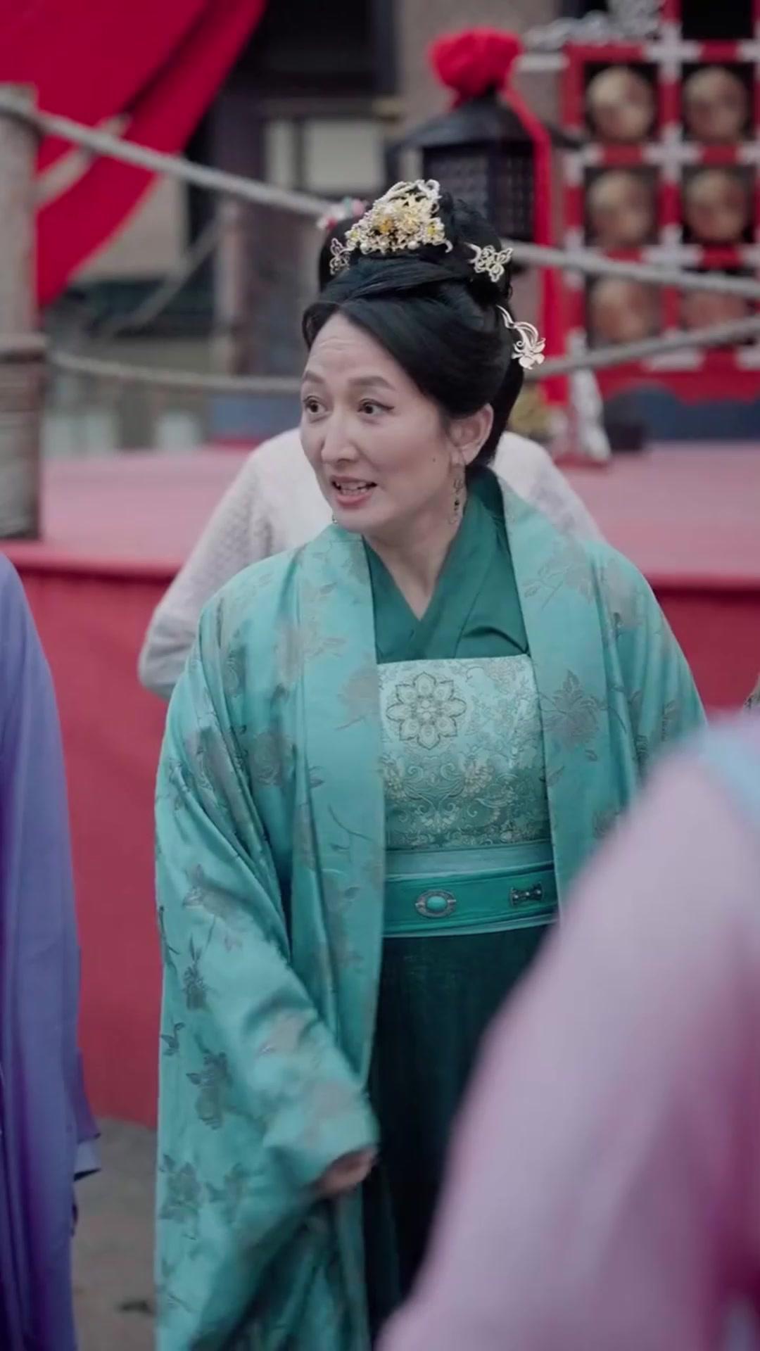 Married to a Hidden King