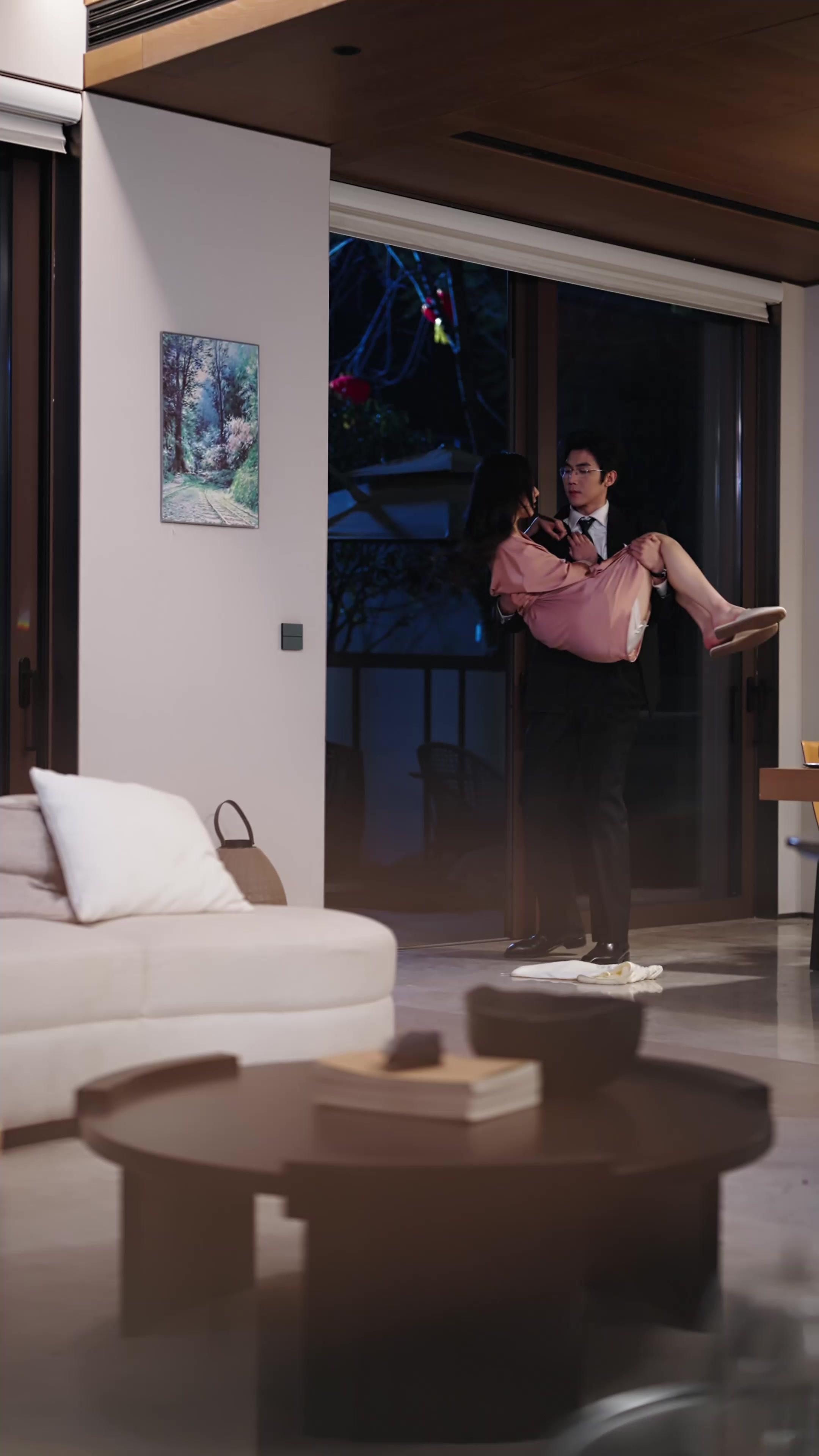 撩到個大佬，他超會撐腰的