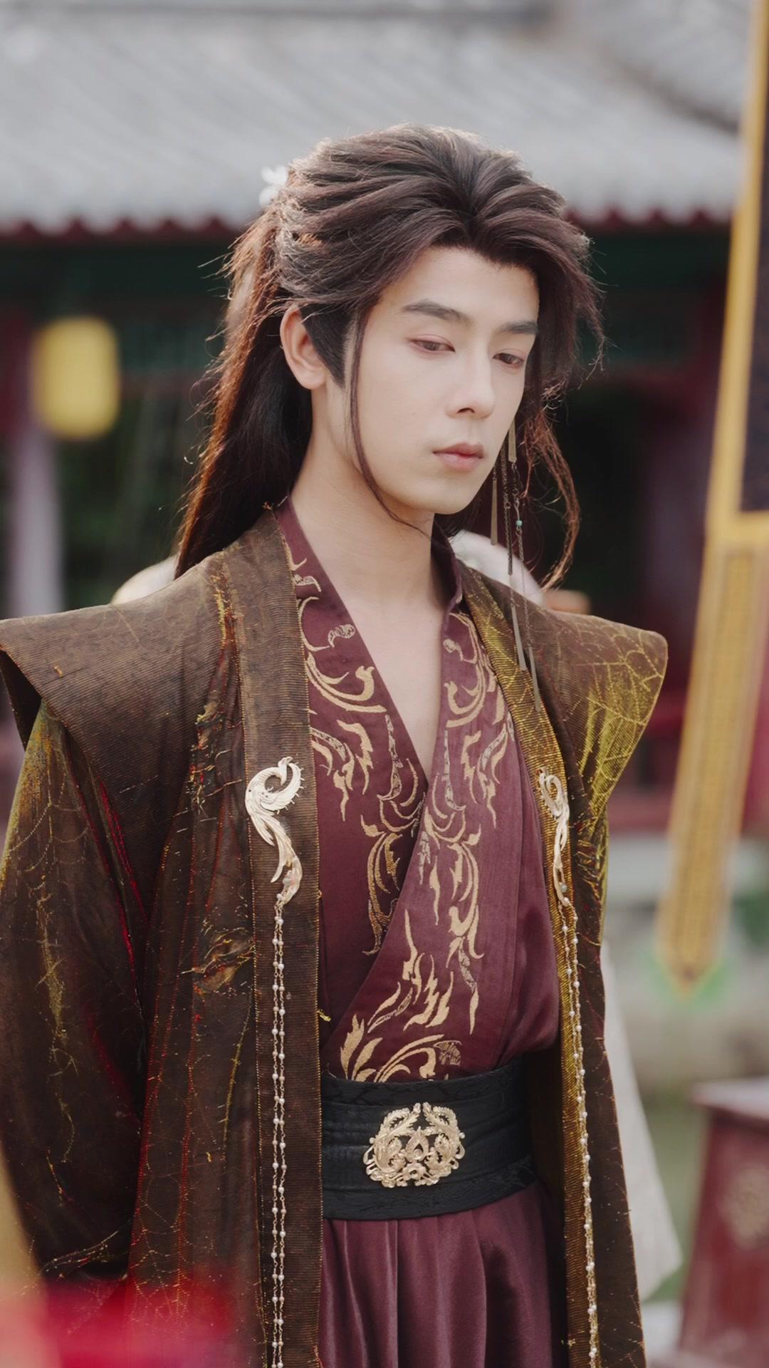 Langit Istana Tak Lagi Sama