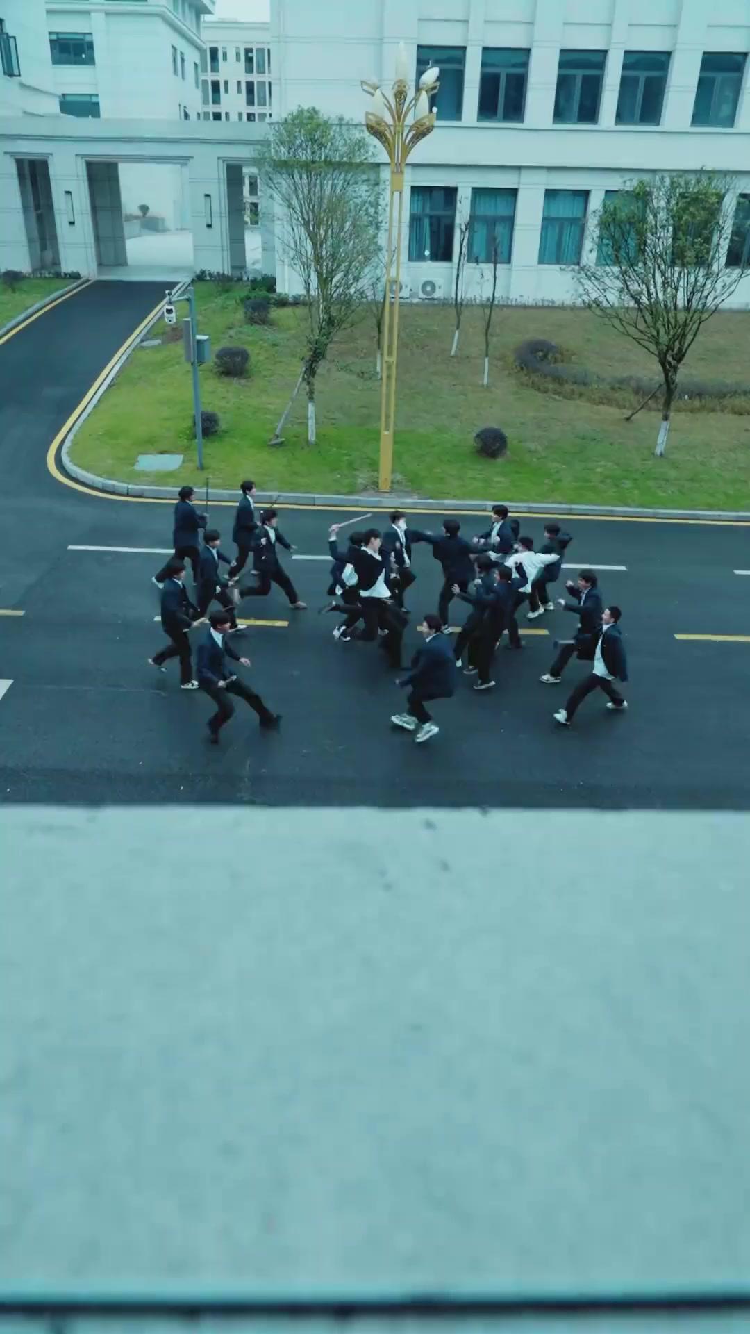 (Sulih suara) Memberantas Pembullyan