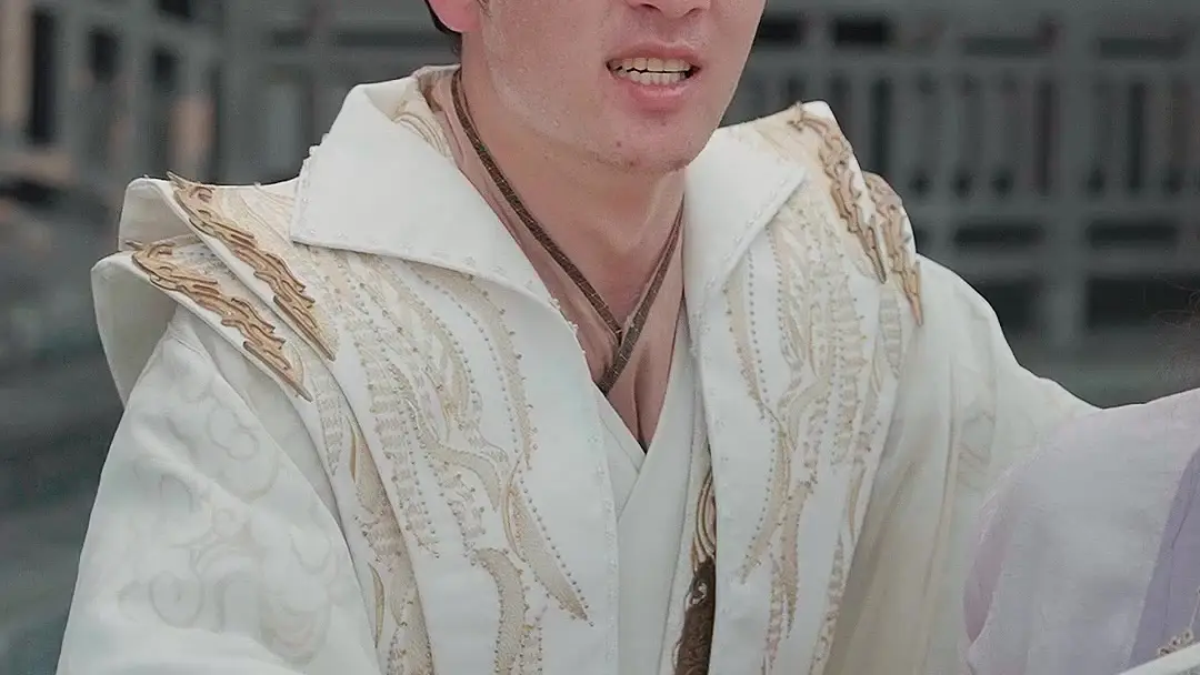 Legend of Dawnbreaker: The Sword That Never Fell