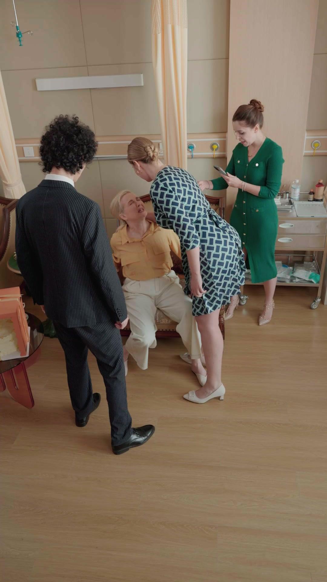 Don't mess with billionaire's parents!