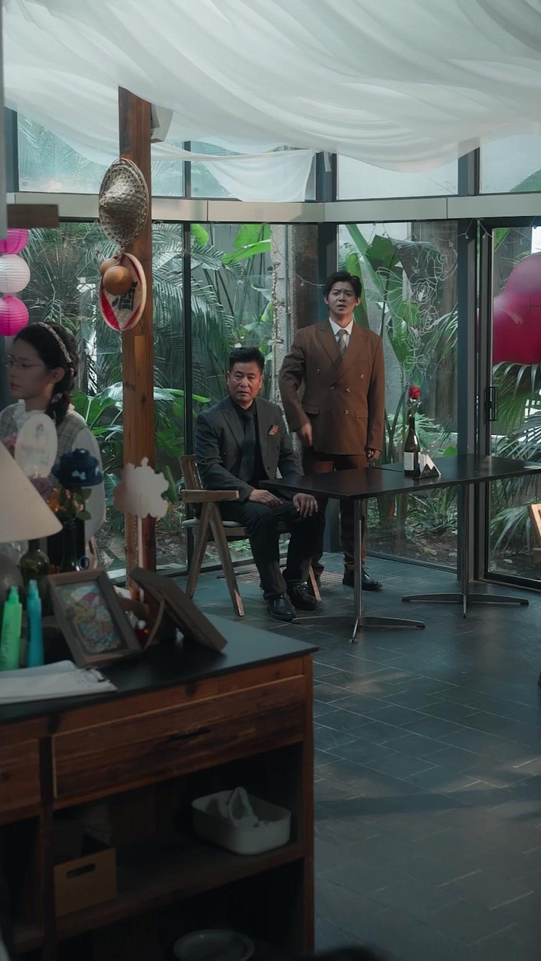  دقّ قلبي حين وصل