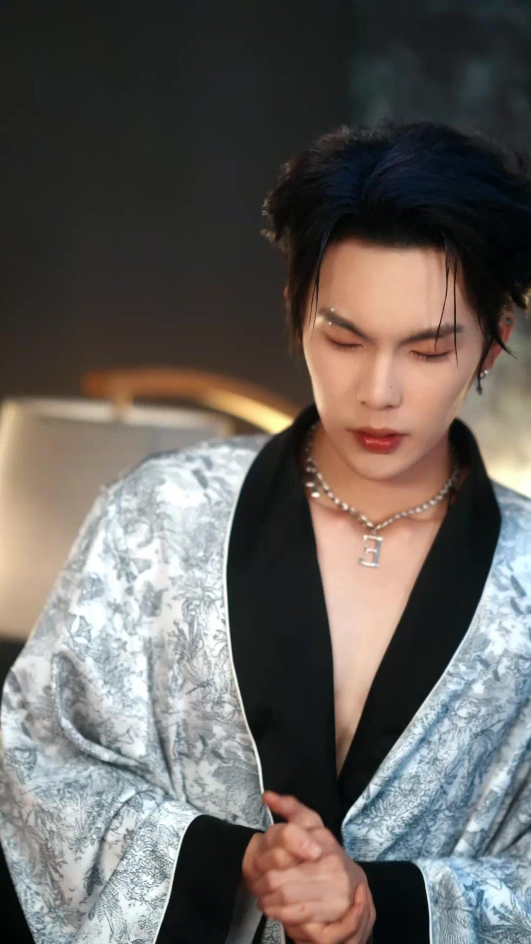 MISSION: ÉPOUSE DE MILLIONNAIRE