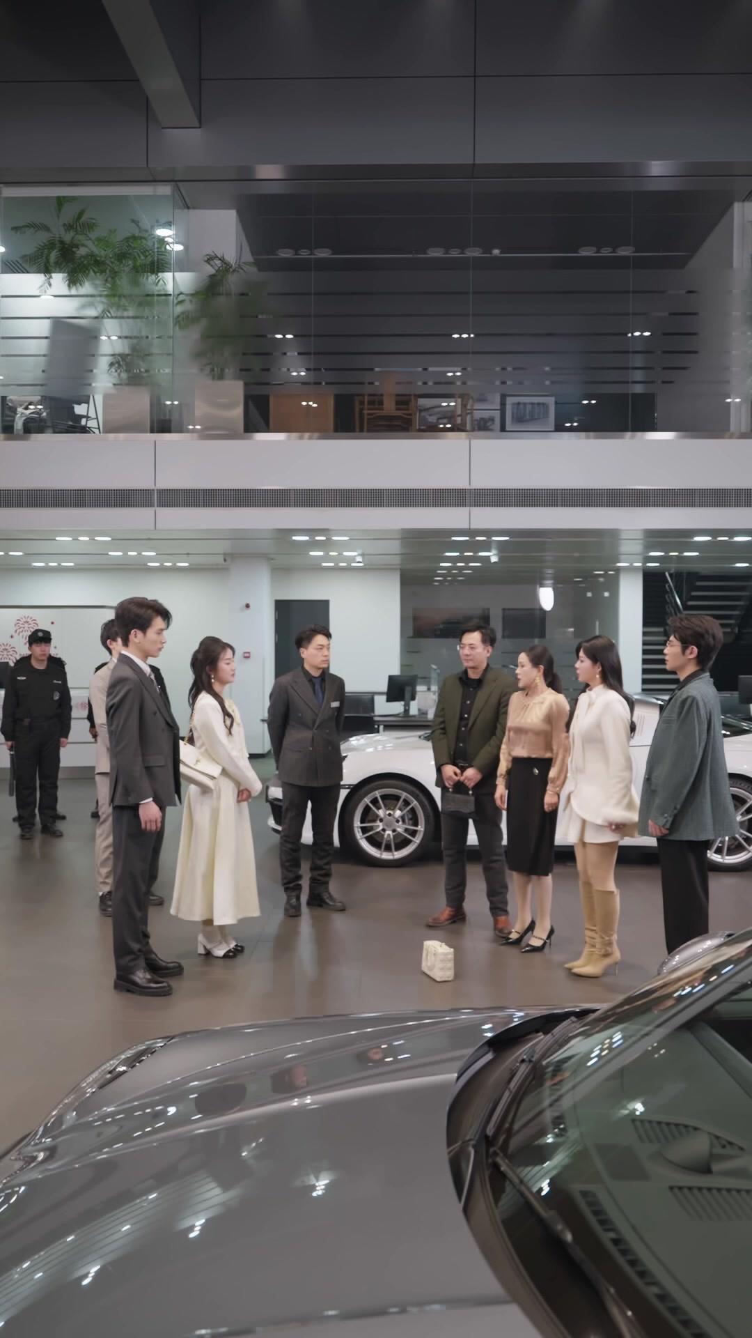 Topeng Palsu Keluarga