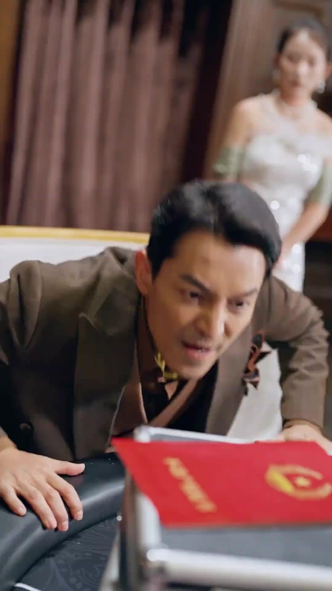 Jerat di Balik Meja Judi