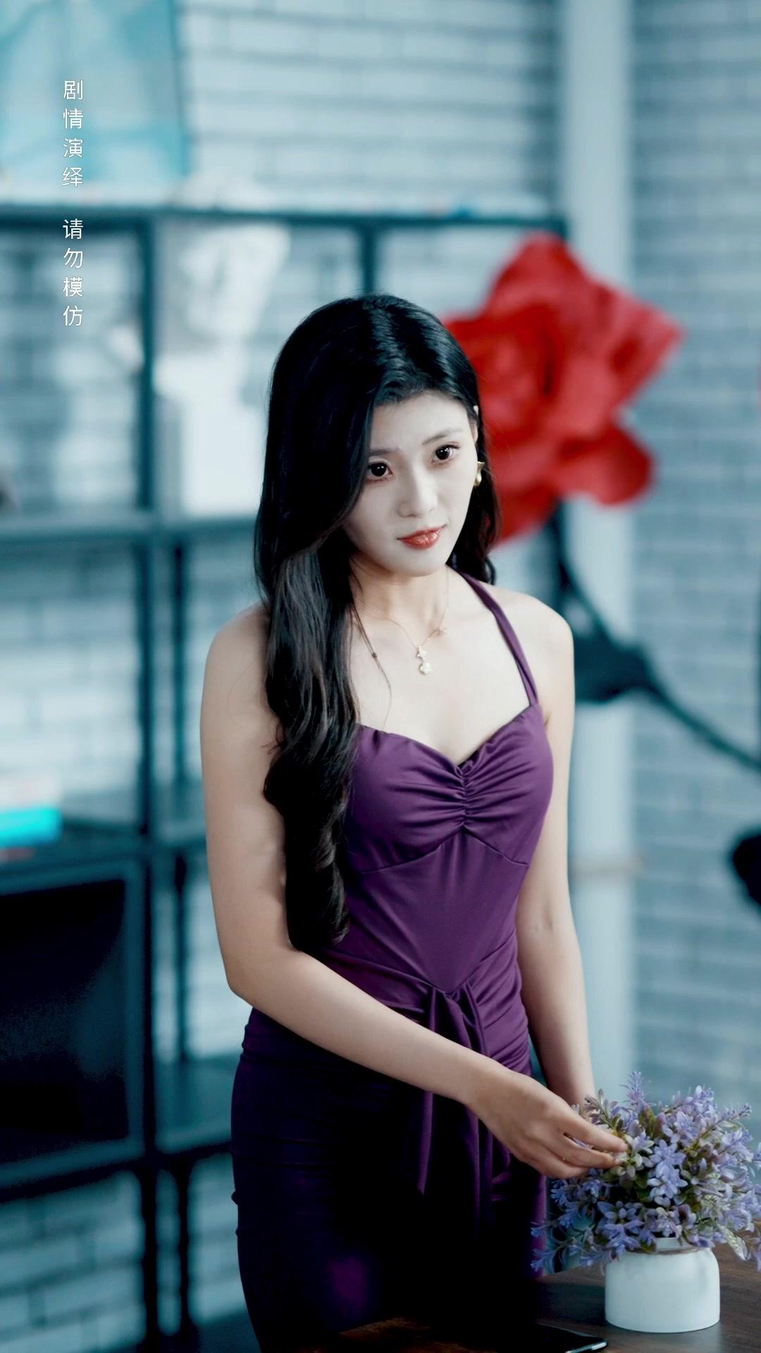 Pacarku Berbulu dan Manis