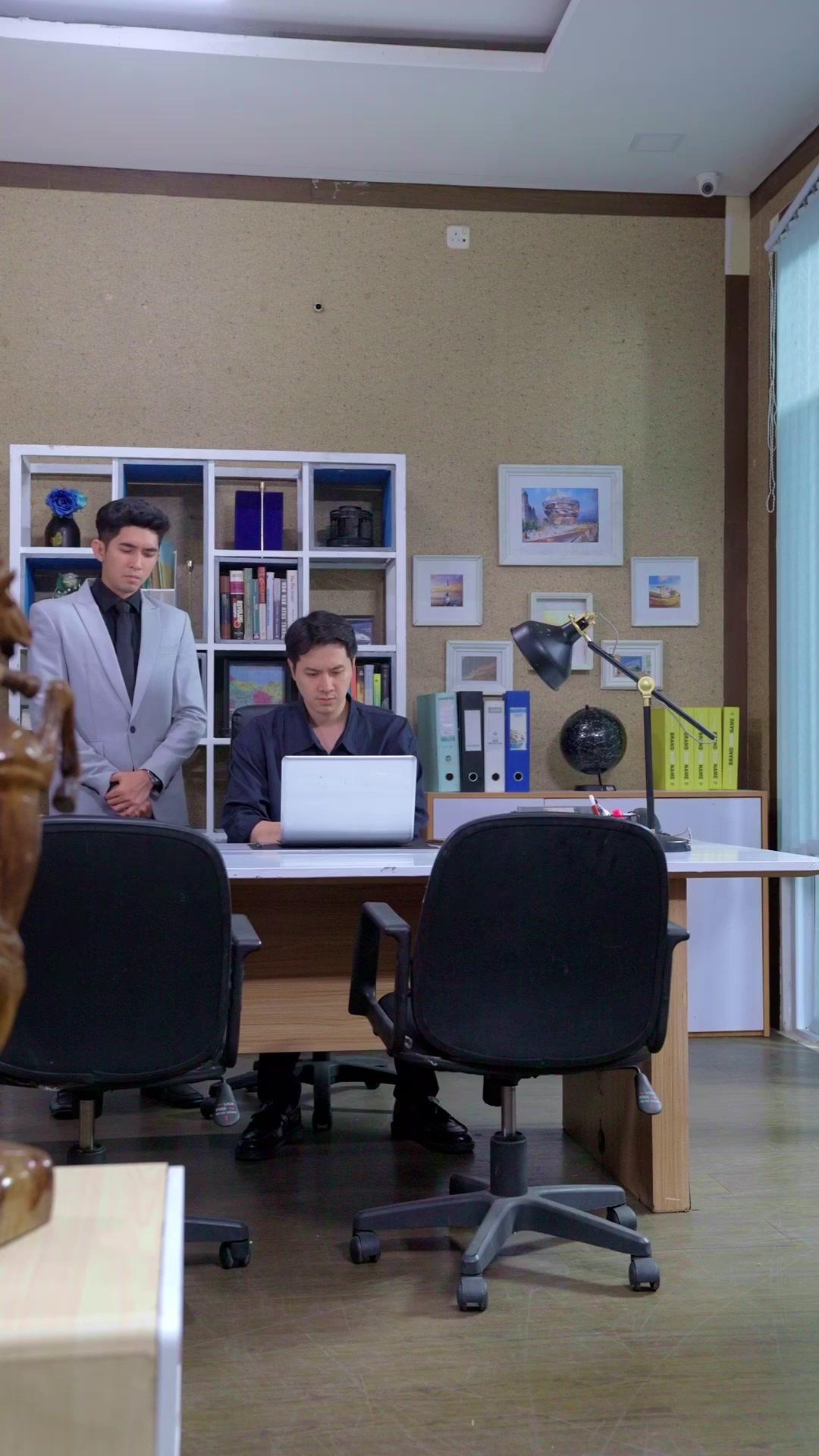 Cewek Super Bikin Baper