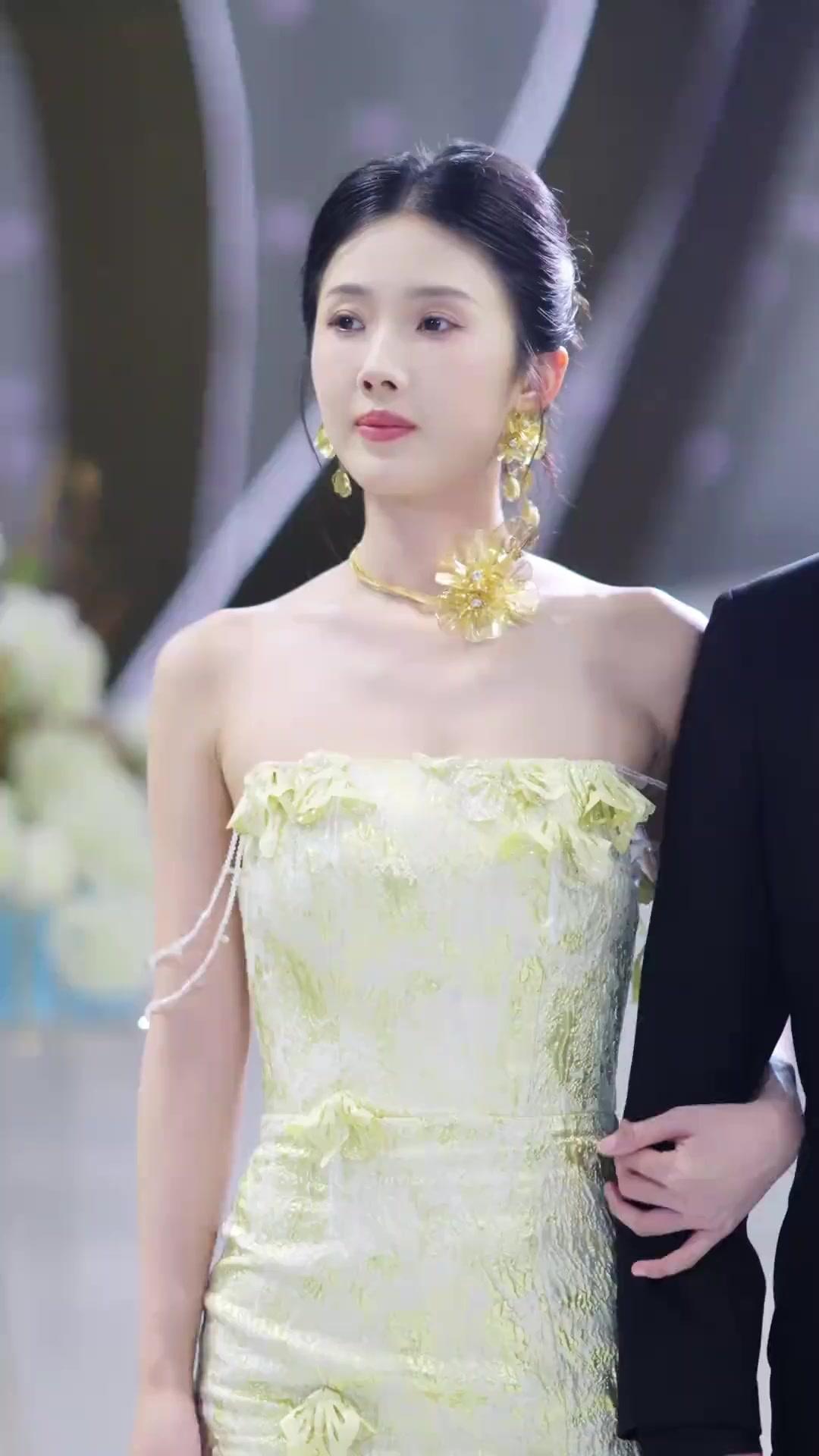 Những Vì Sao Chưa Ngủ