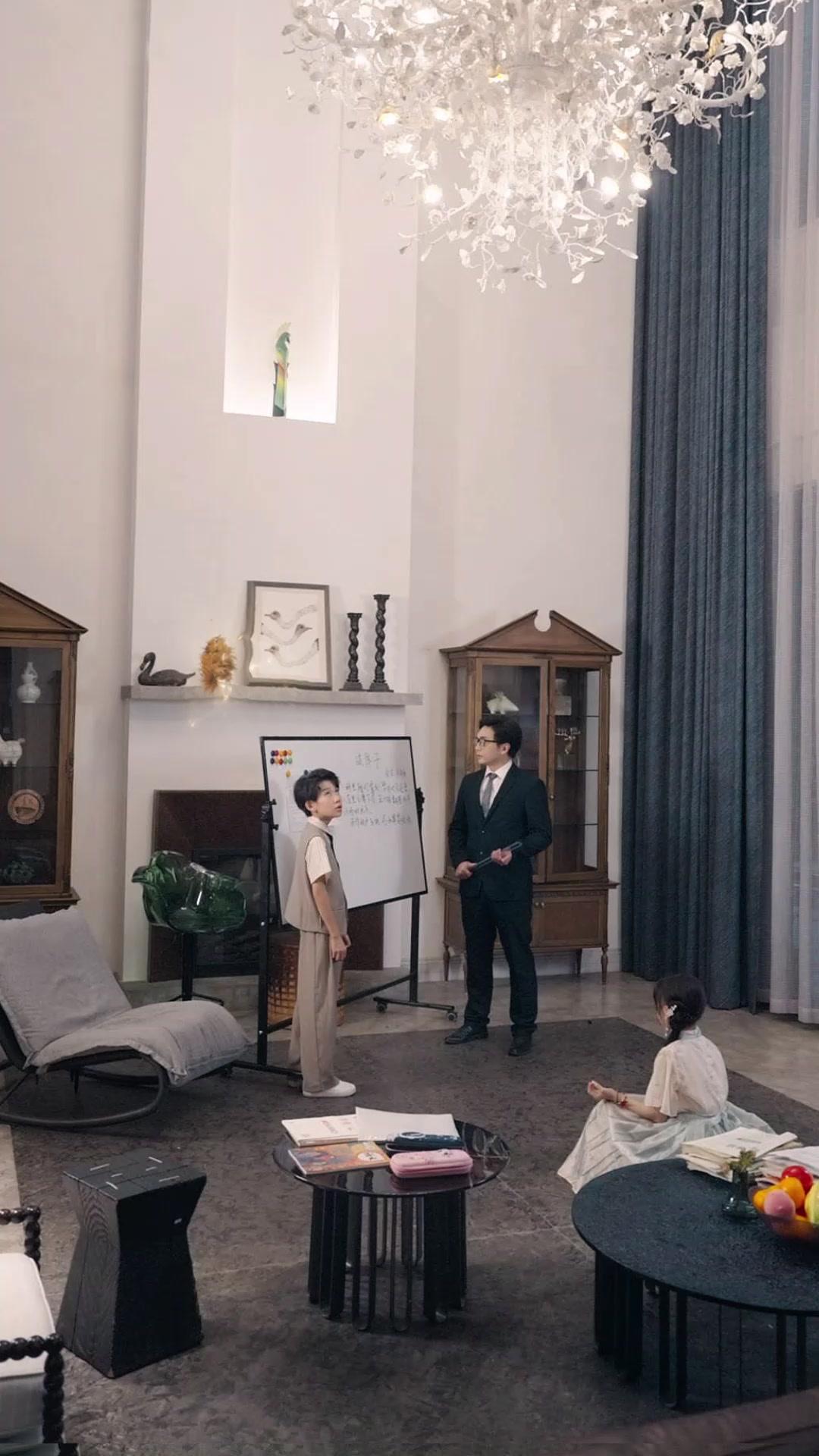 Dua Dunia: Dendam Dan Cinta