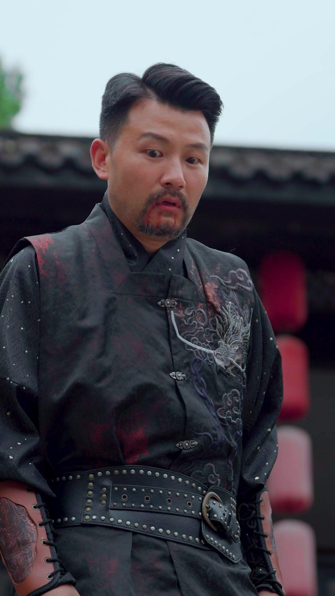 Fénix entre cenizas