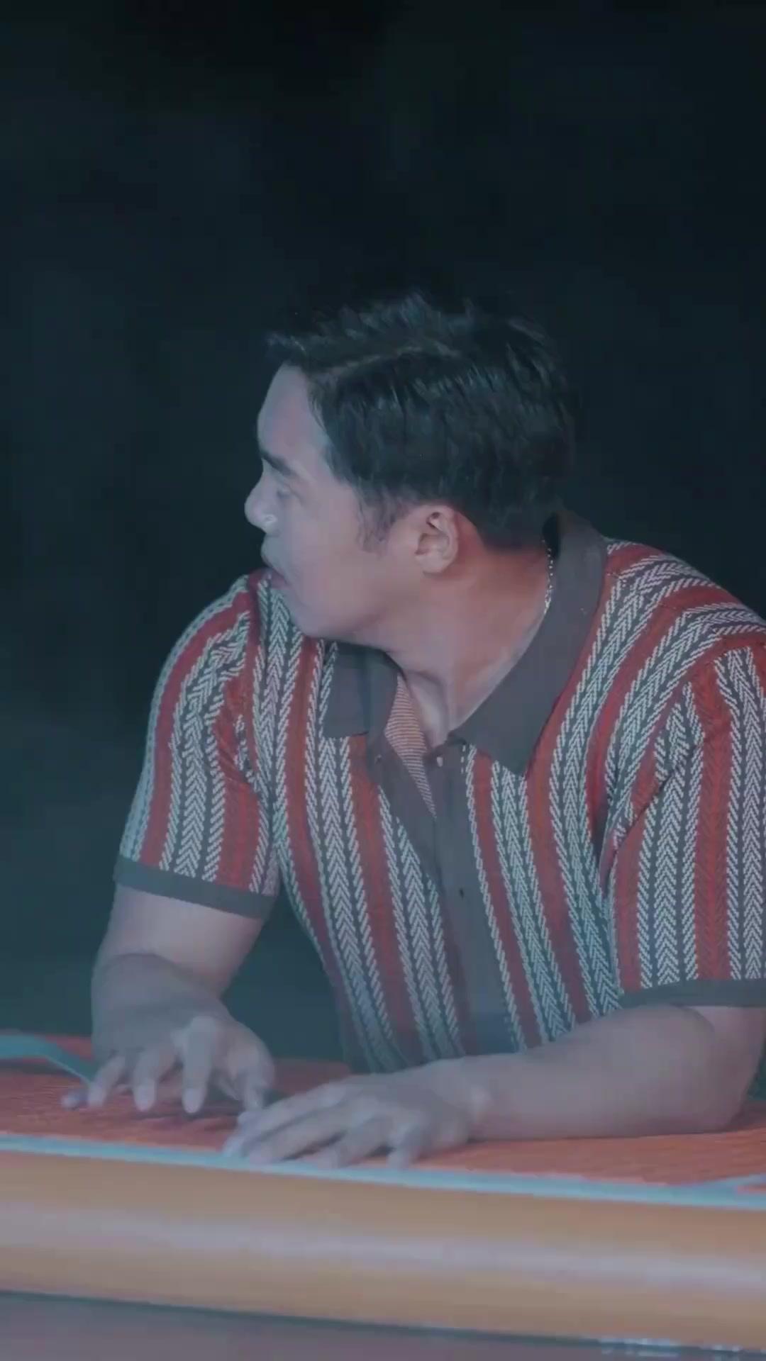 （더빙）심해의 포식자: 섬이 삼킨 배신