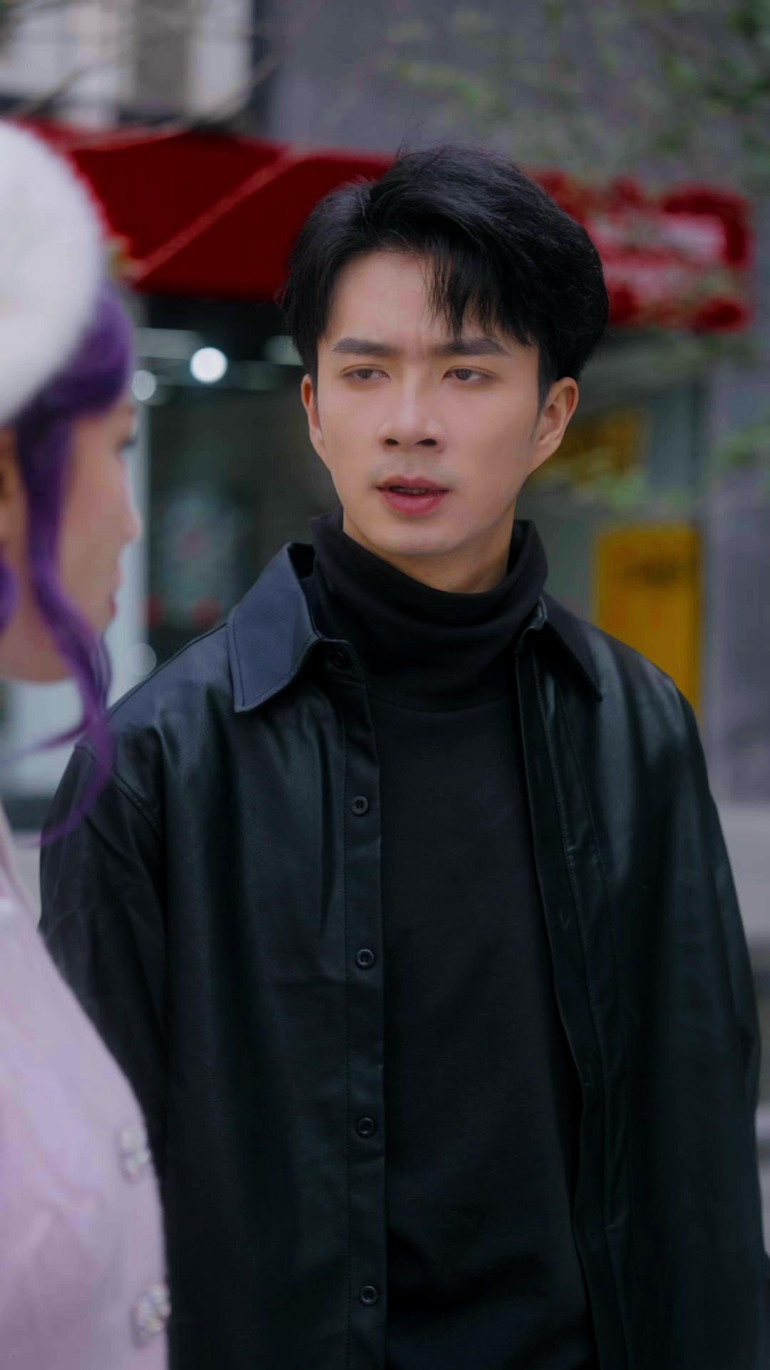 Figure Jadi Istri, Hidupku Berubah