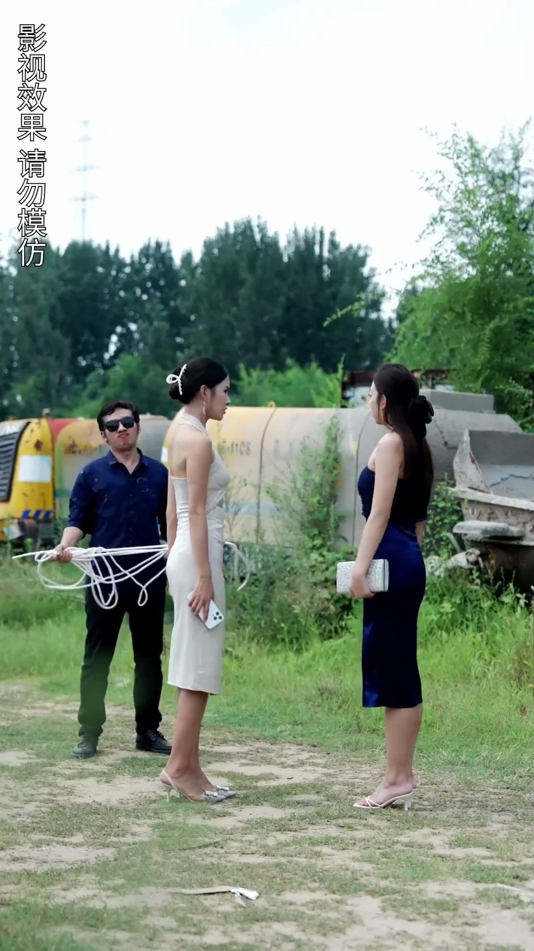 Pernikahan Palsu dengan Direktur Tercinta