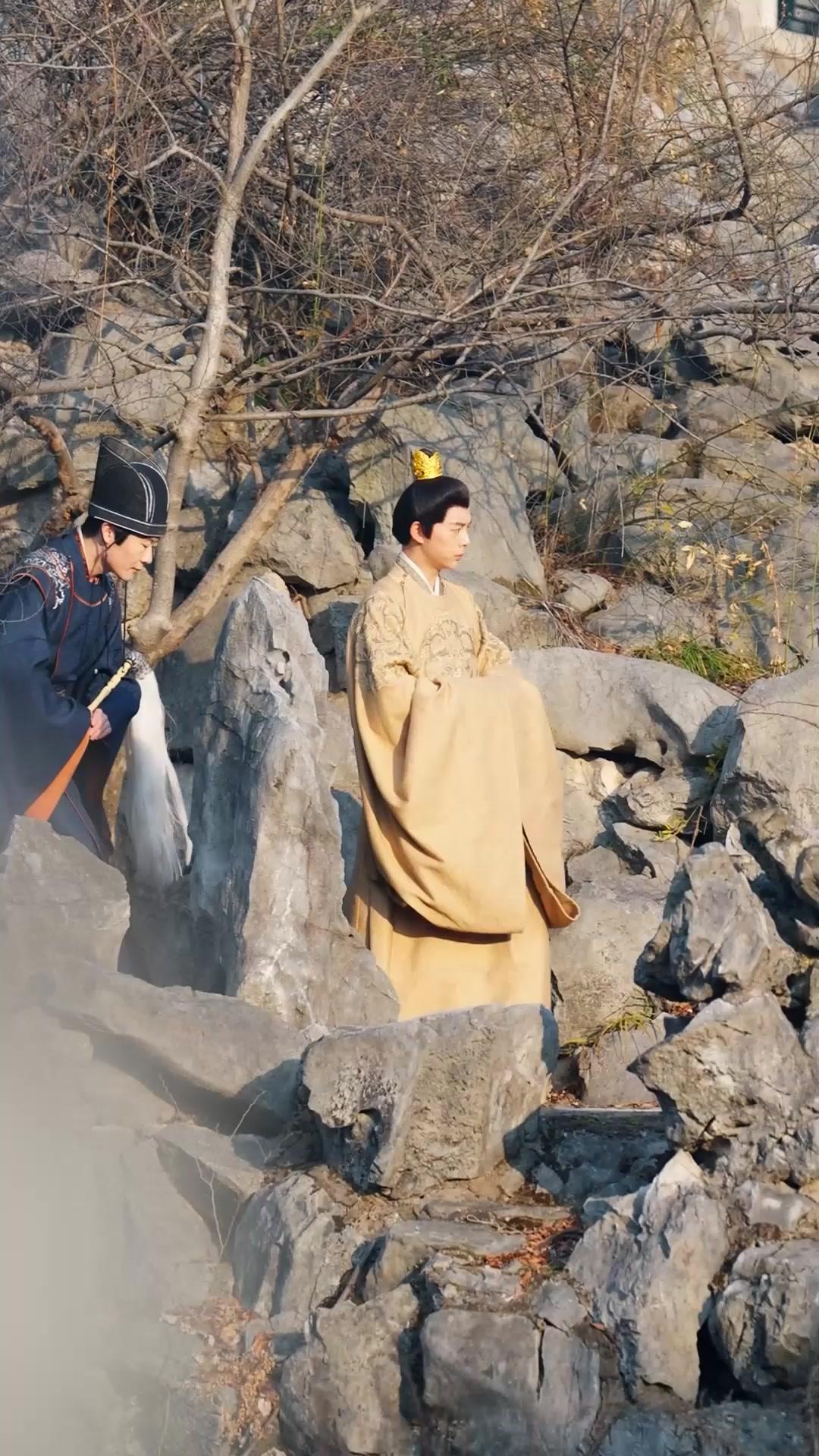 小説世界で目覚めた私 ～モブ侍女の逆襲～